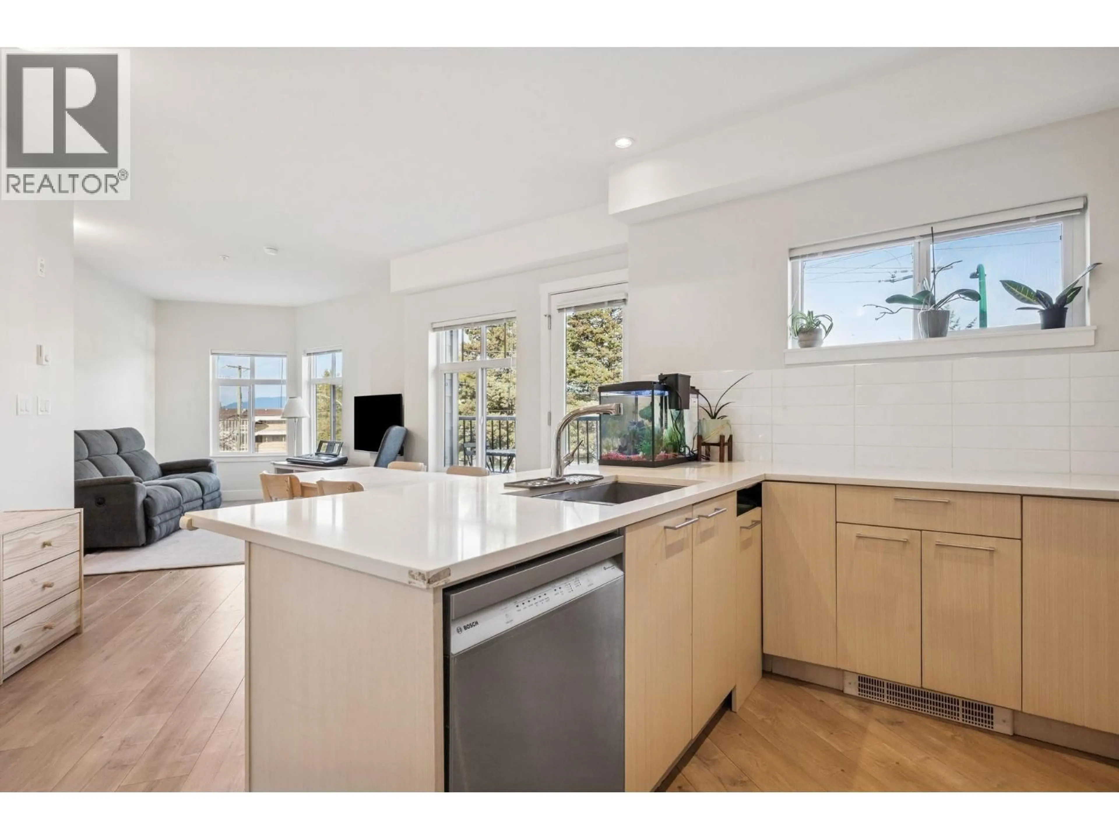 Open concept kitchen, unknown for 205 - 7180 BARNET ROAD, Burnaby British Columbia V5A1C8