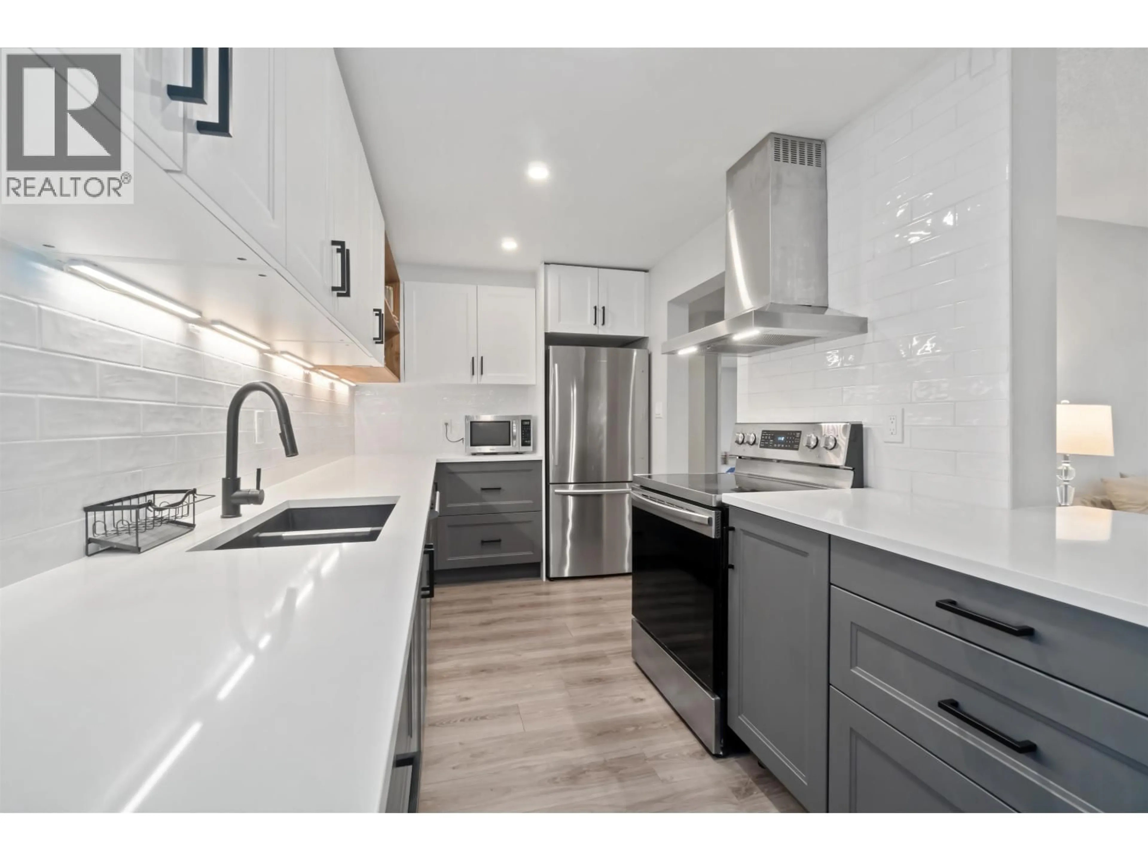 Unknown for 119 - 9101 HORNE STREET, Burnaby British Columbia V3N4M3