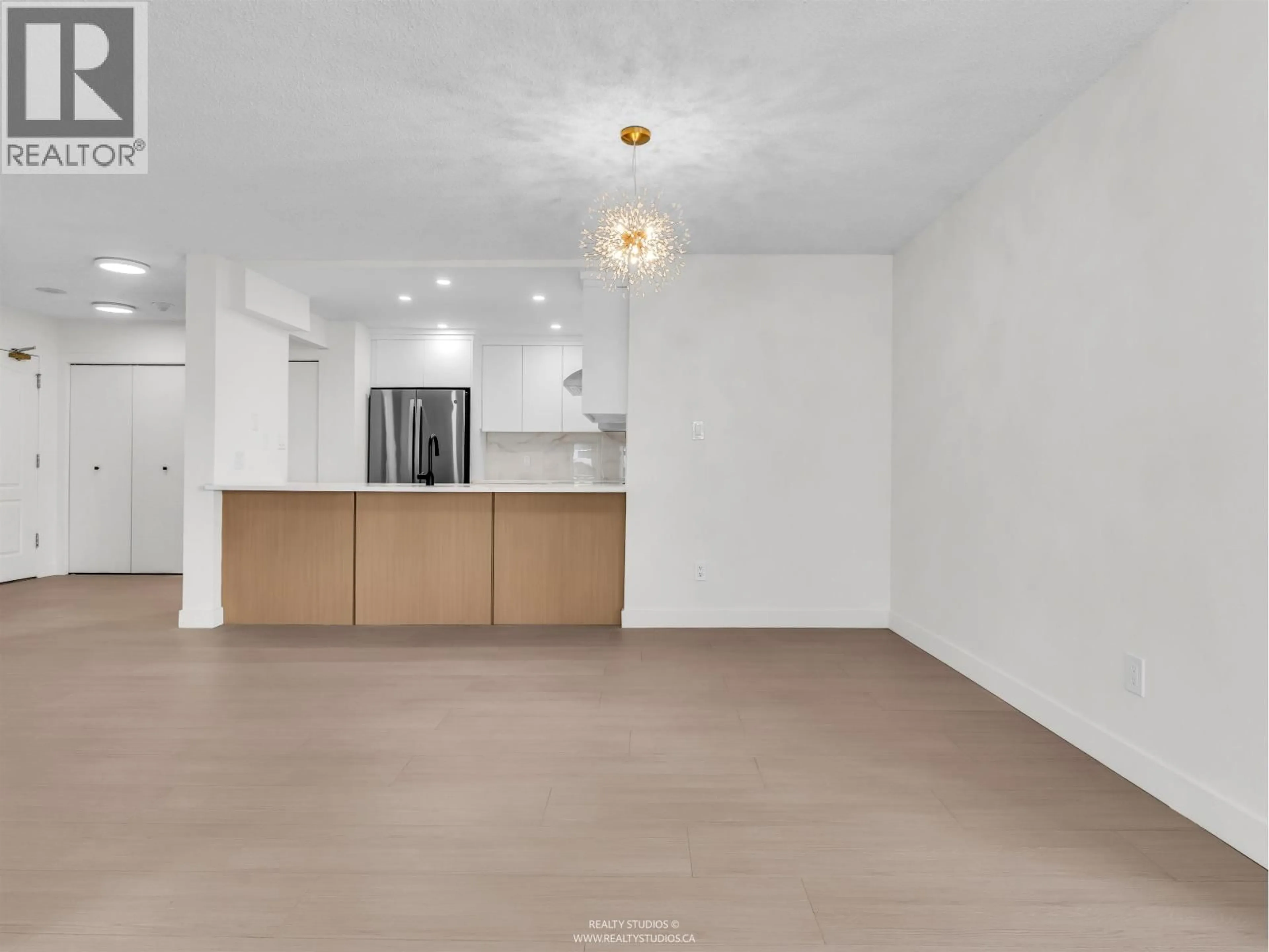 A pic of a room for 1003 - 1135 QUAYSIDE DRIVE, New Westminster British Columbia V3M6J4