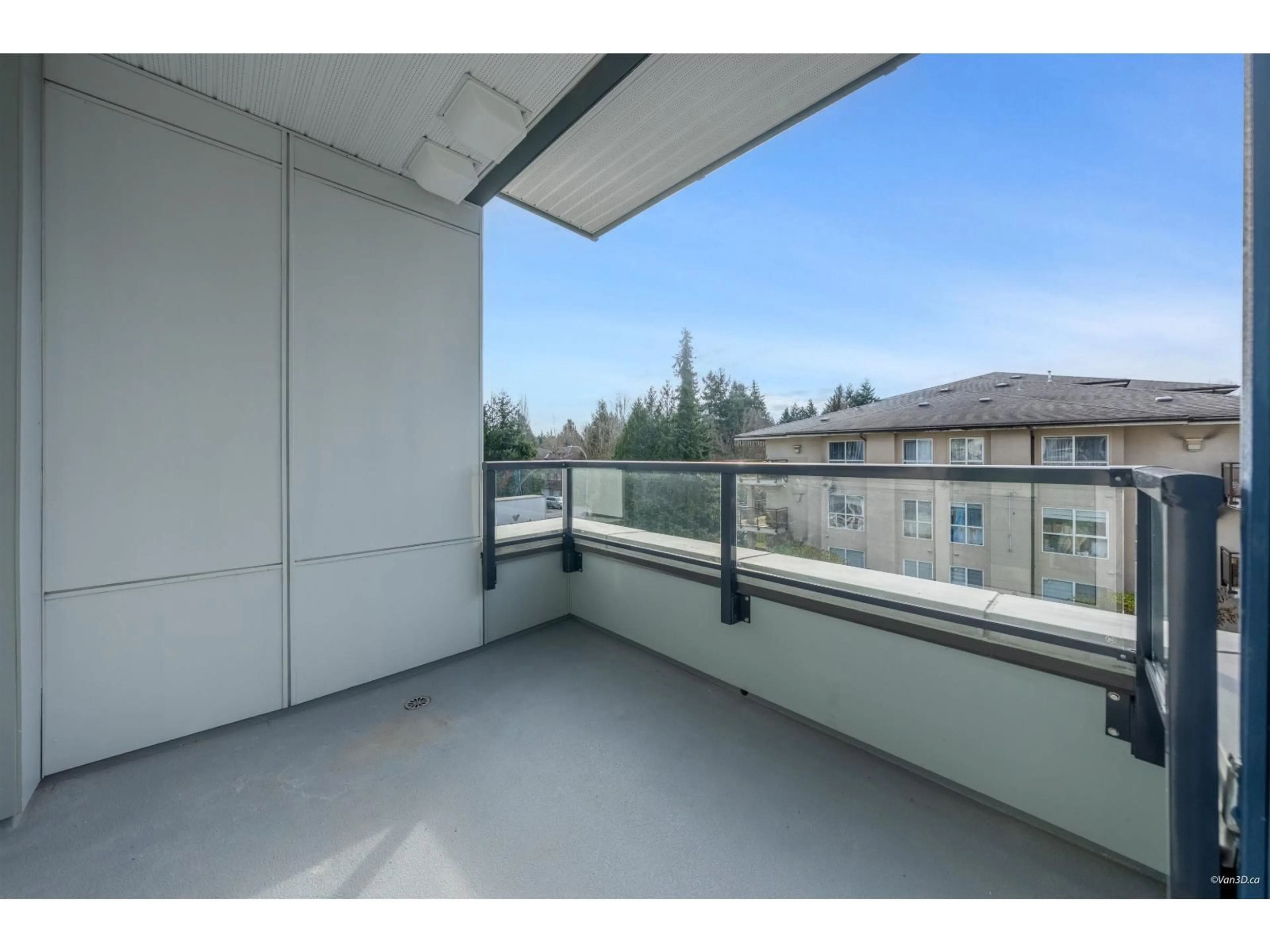 Balcony in the apartment, unknown for 317 - 13777 75A AVENUE, Surrey British Columbia V3W3W4