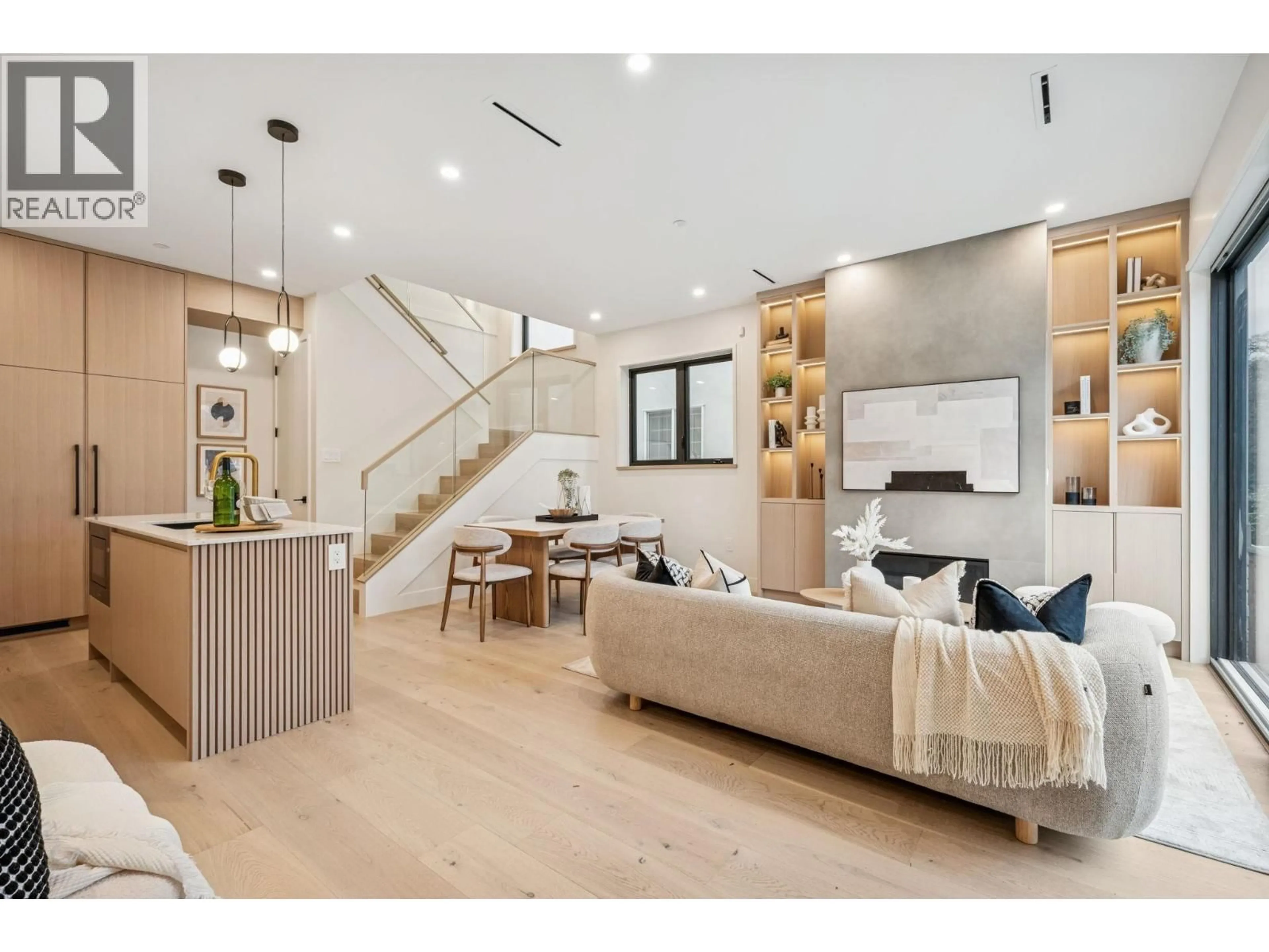 Open concept kitchen, unknown for 1 - 448 20TH AVENUE, Vancouver British Columbia V5Y2C8