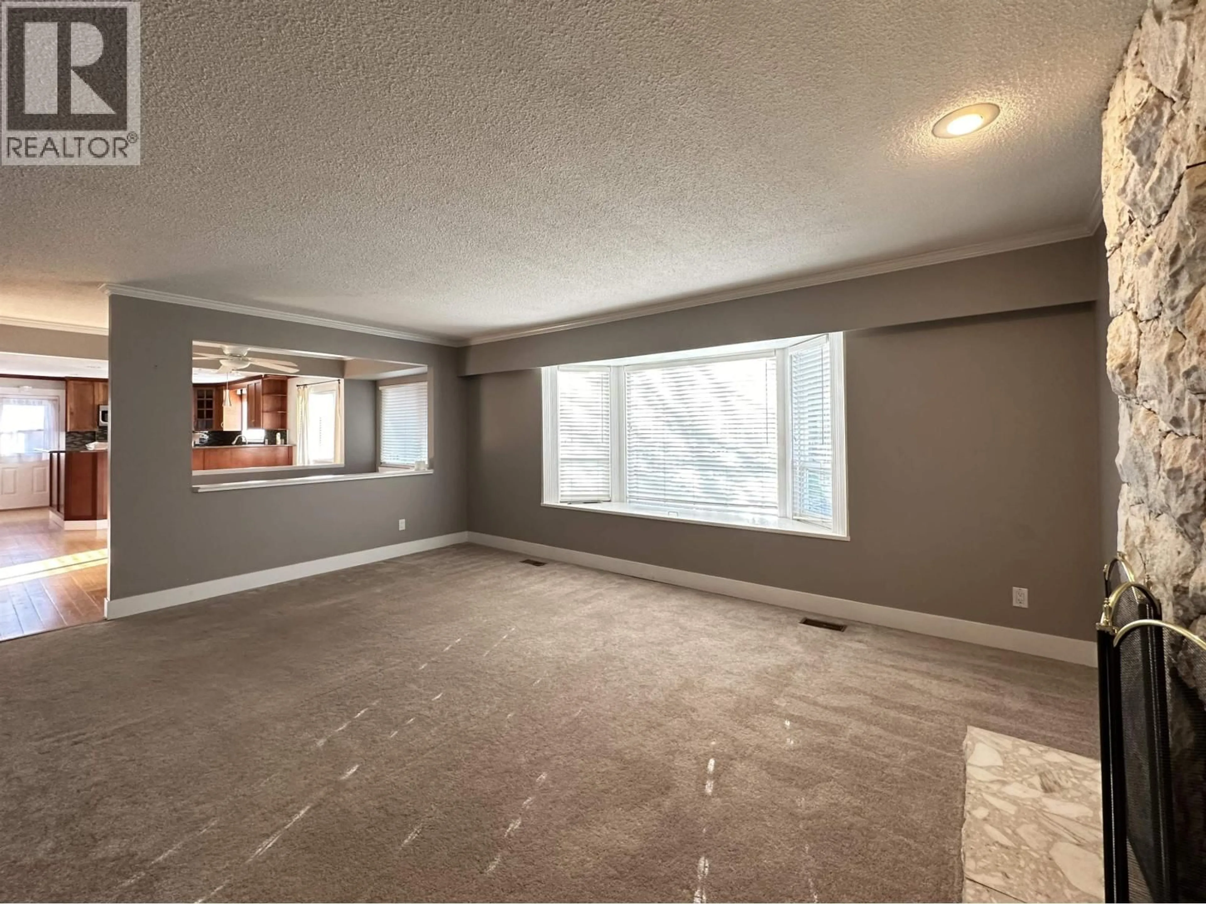 A pic of a room for 5165 7B AVENUE, Delta British Columbia V4M1S3