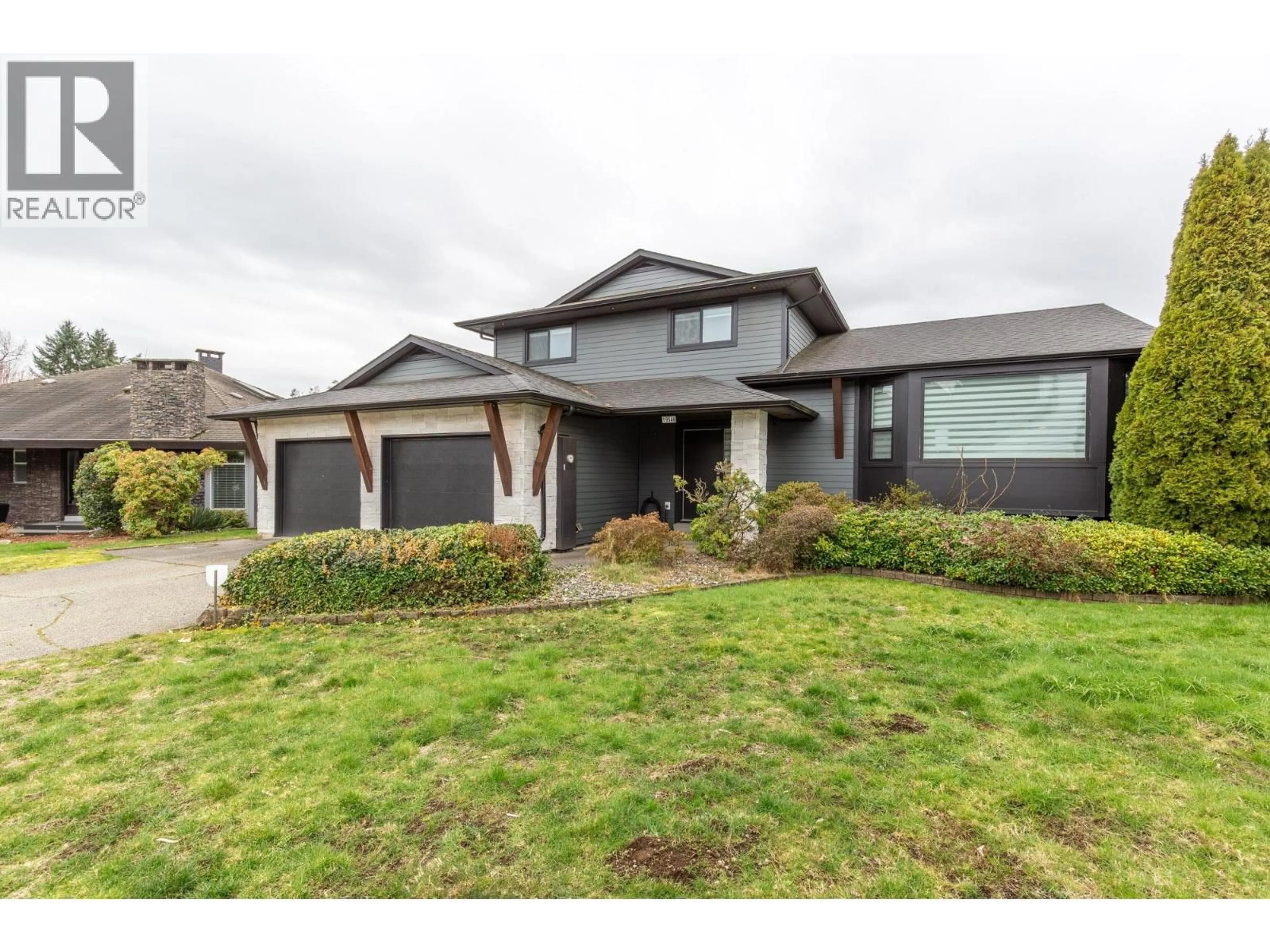 Home with vinyl exterior material, street for 19546 115B AVENUE, Pitt Meadows British Columbia V3Y1P8