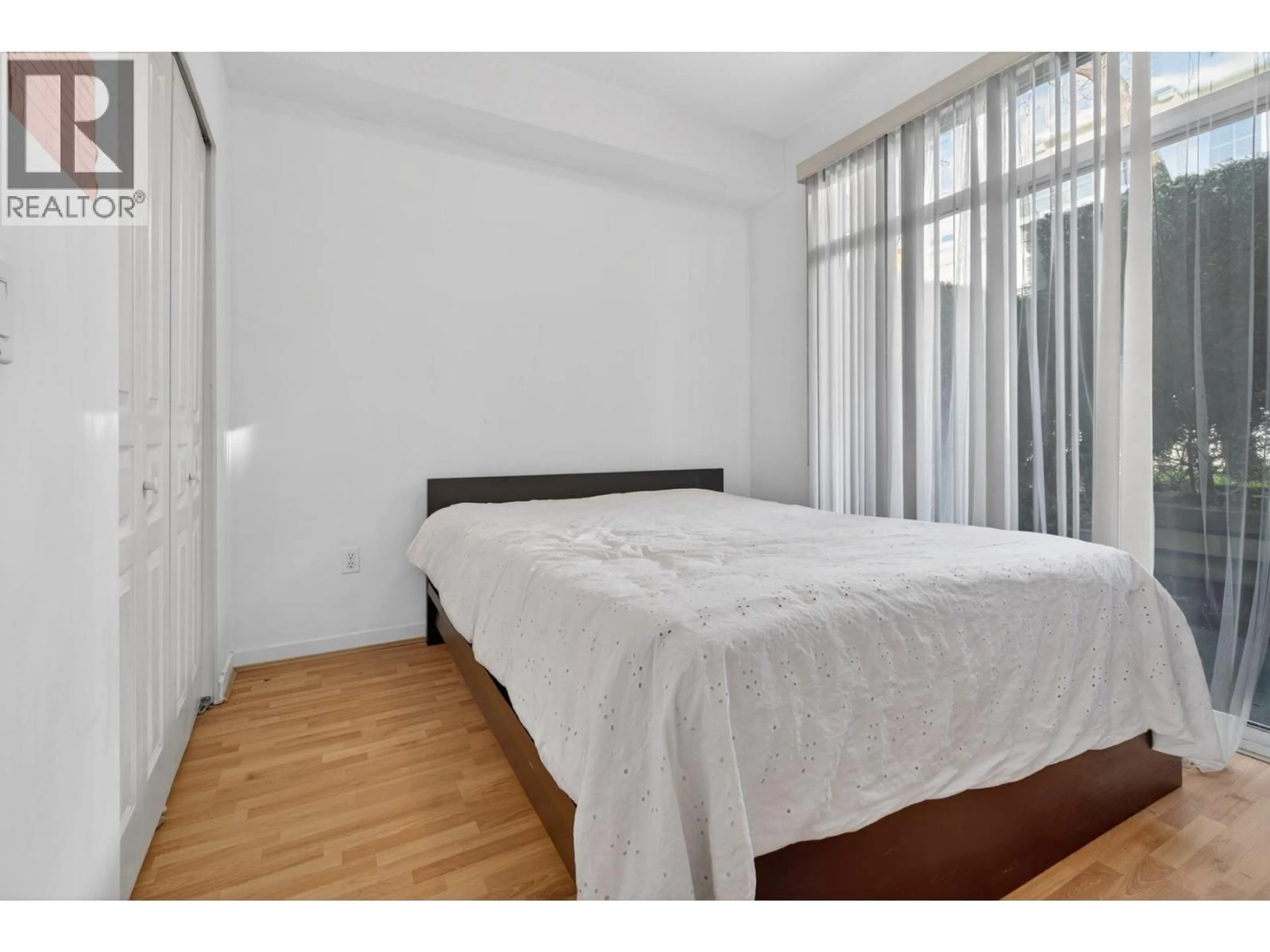 Bedroom with bed, unknown for 3 - 3580 RAINIER PLACE, Vancouver British Columbia V5S4T3