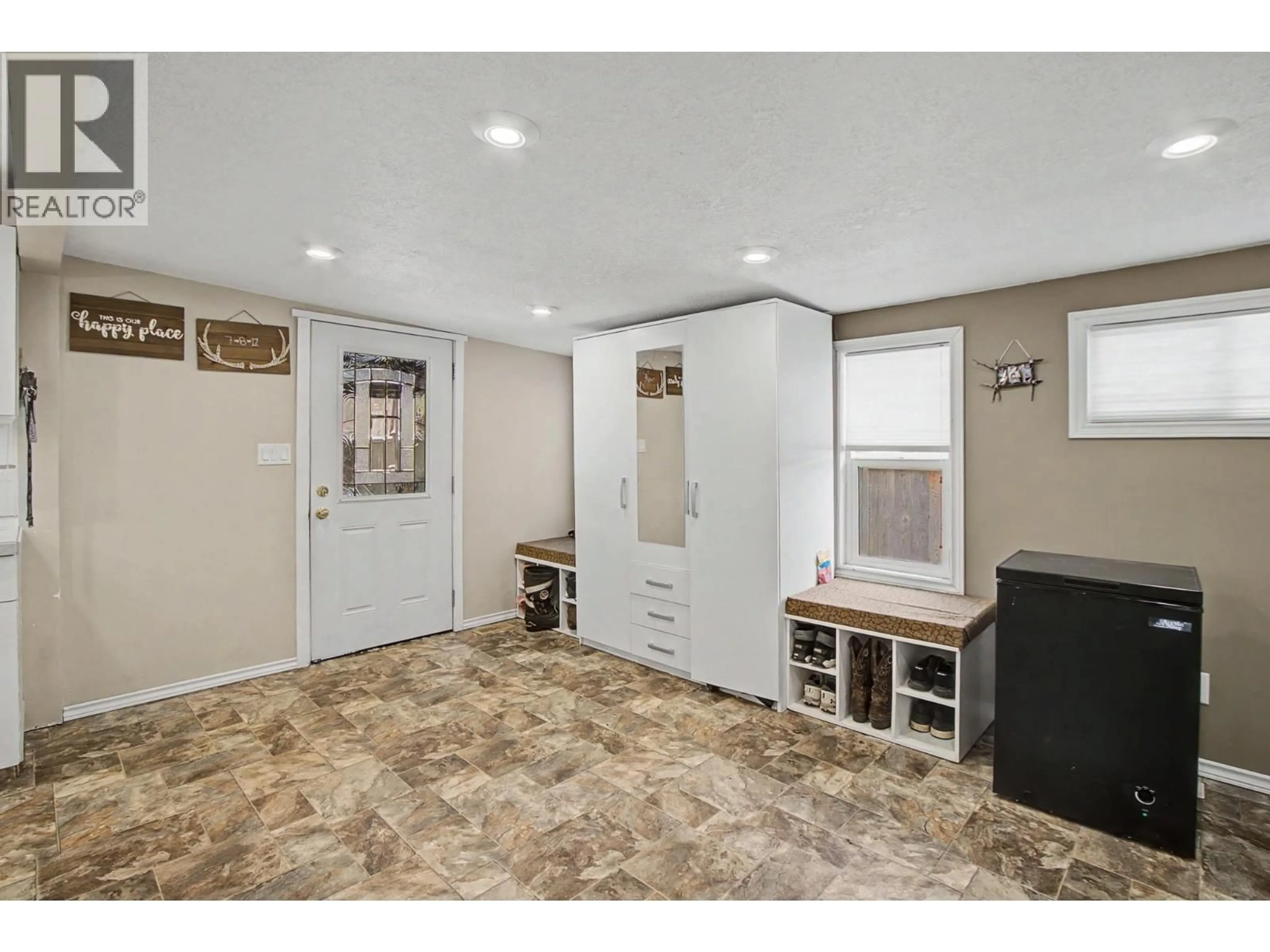 Unknown for 2422 MYTTING ROAD, Prince George British Columbia V2K1R7