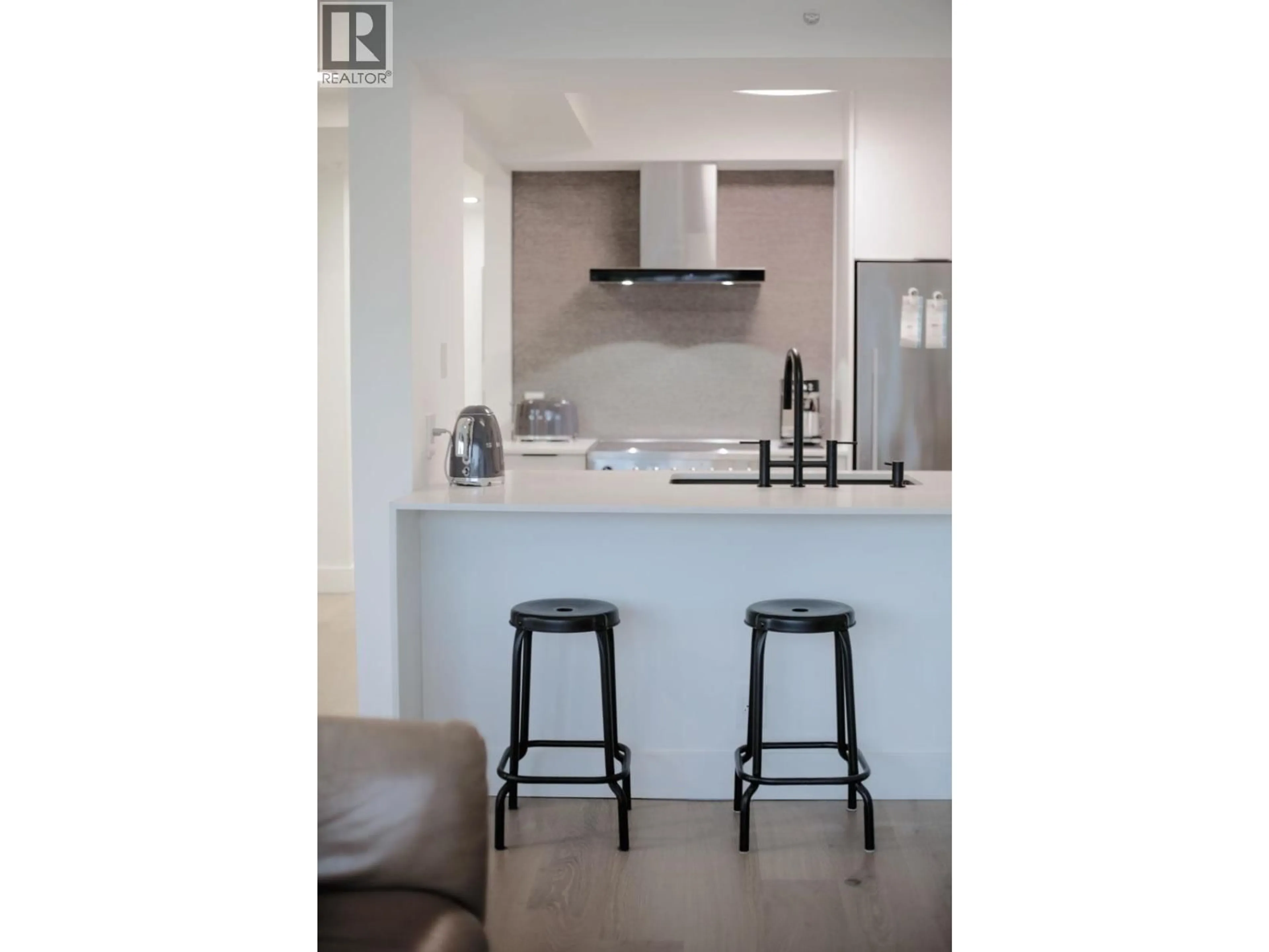 Open concept kitchen, unknown for 703 - 1288 ALBERNI STREET, Vancouver British Columbia V6E4N5