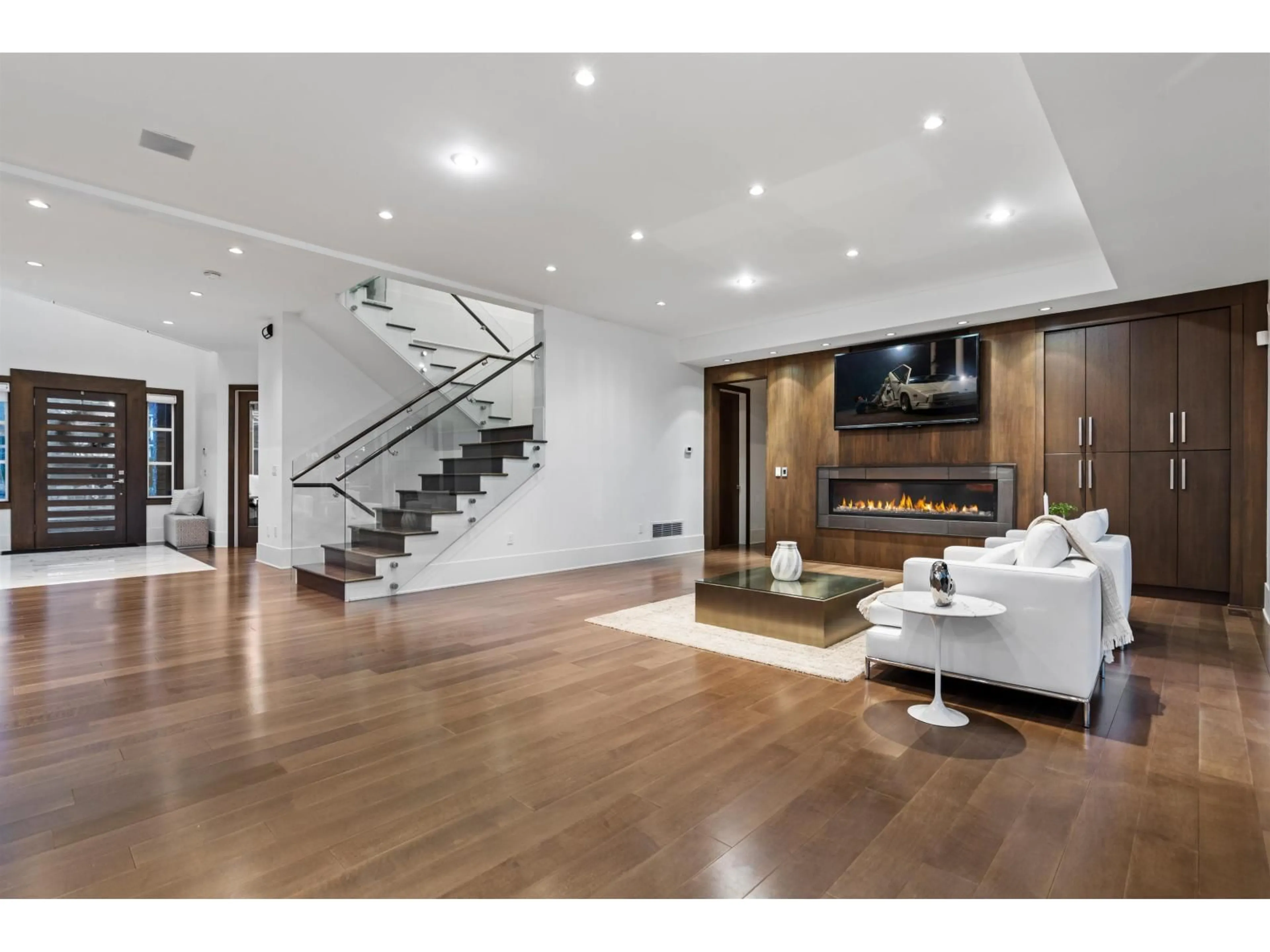 Unknown for 2461 EAGLE MOUNTAIN DRIVE, Abbotsford British Columbia V3G3B3