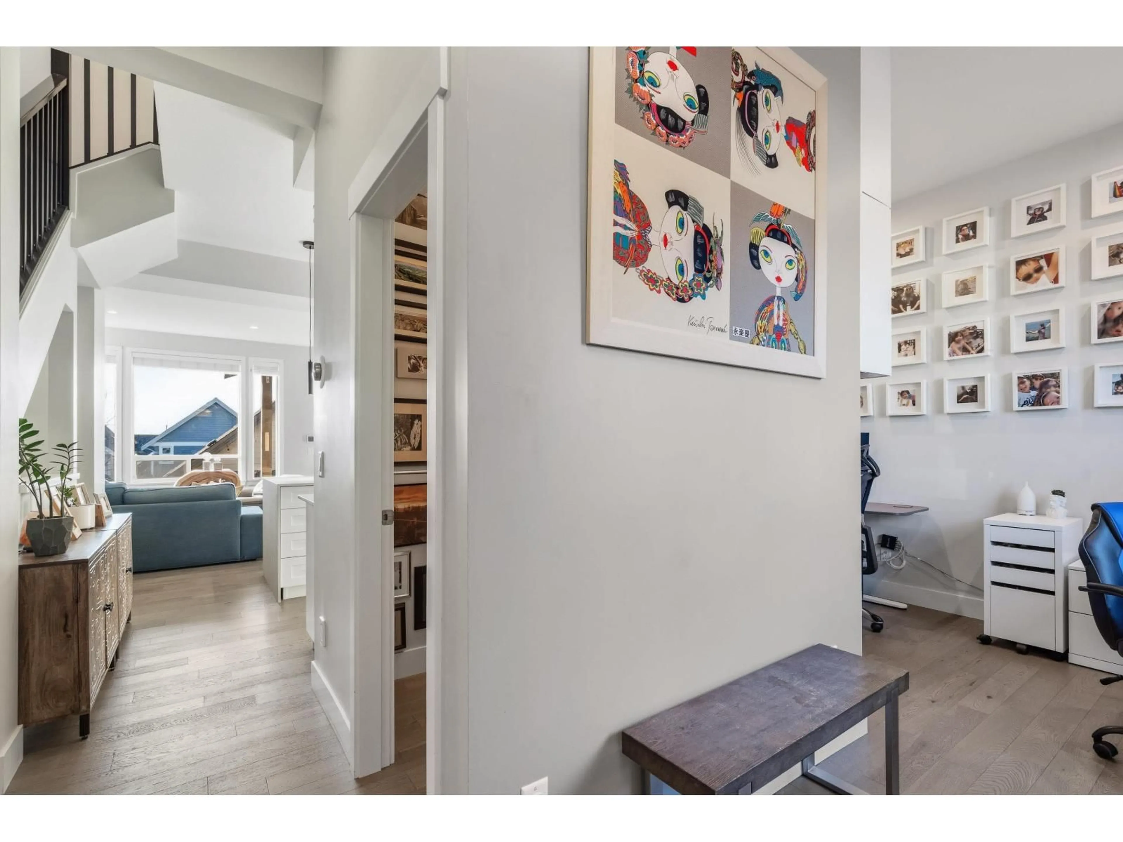 Indoor entryway for 2107 165B STREET, Surrey British Columbia V3Z0V6