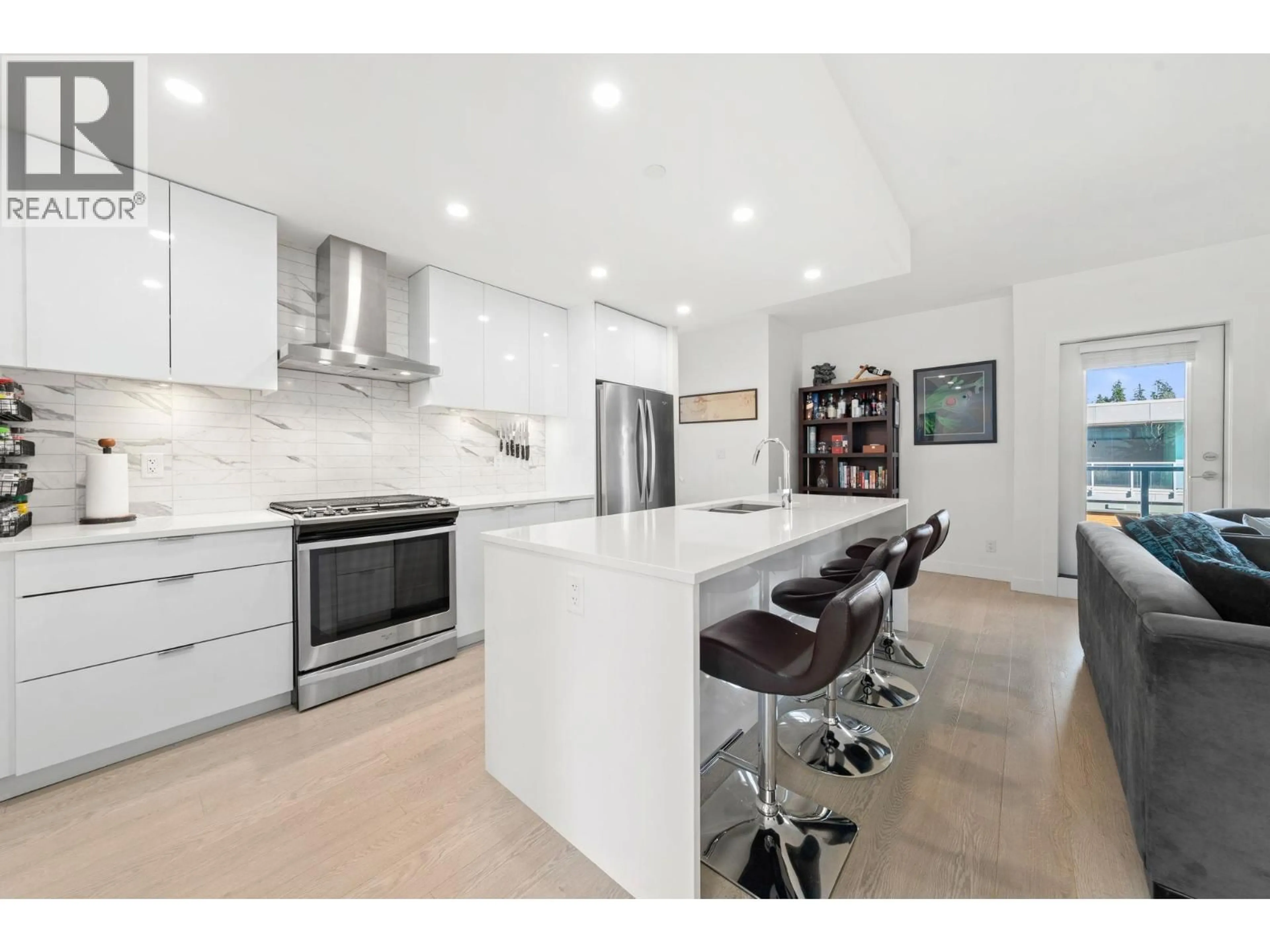 Open concept kitchen, ceramic/tile floor for 43 - 3596 SALAL DRIVE, North Vancouver British Columbia V7G0A9