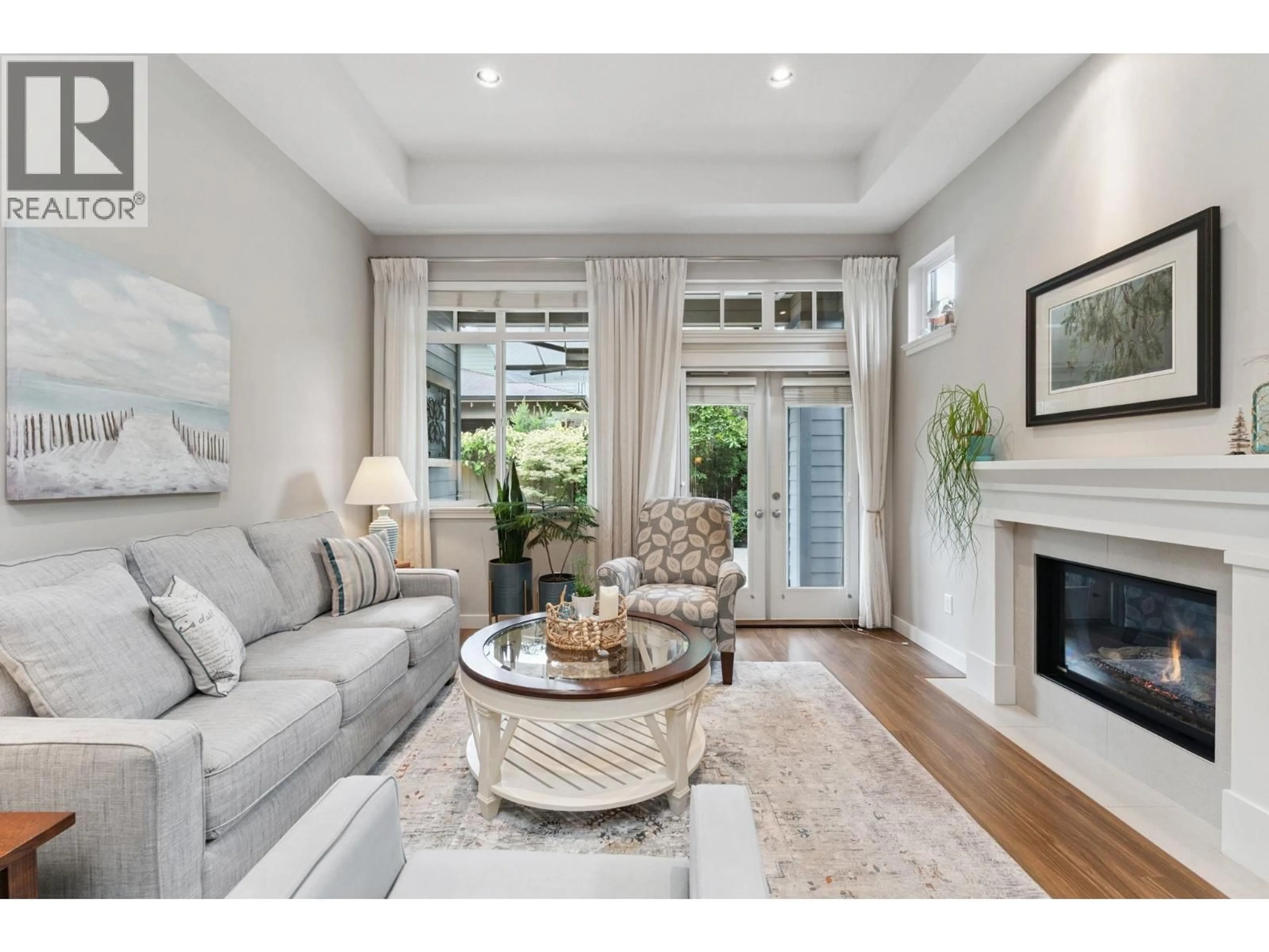 Living room with furniture, unknown for 5068 WILLOW SPRINGS AVENUE, Delta British Columbia V4M0A7