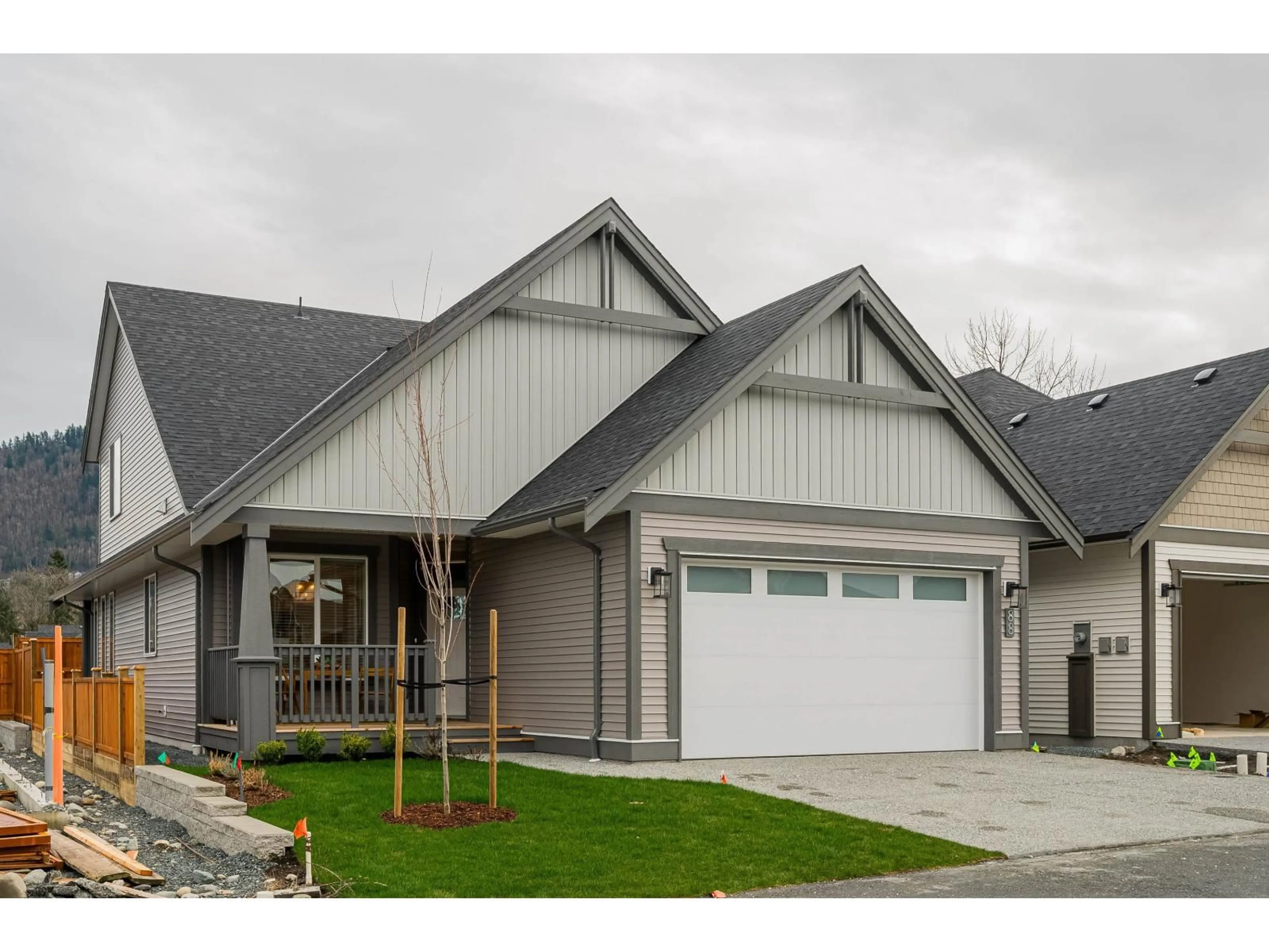 Home with vinyl exterior material, street for 67 - 6211 CHILLIWACK RIVER ROAD, Chilliwack British Columbia V2R6A7