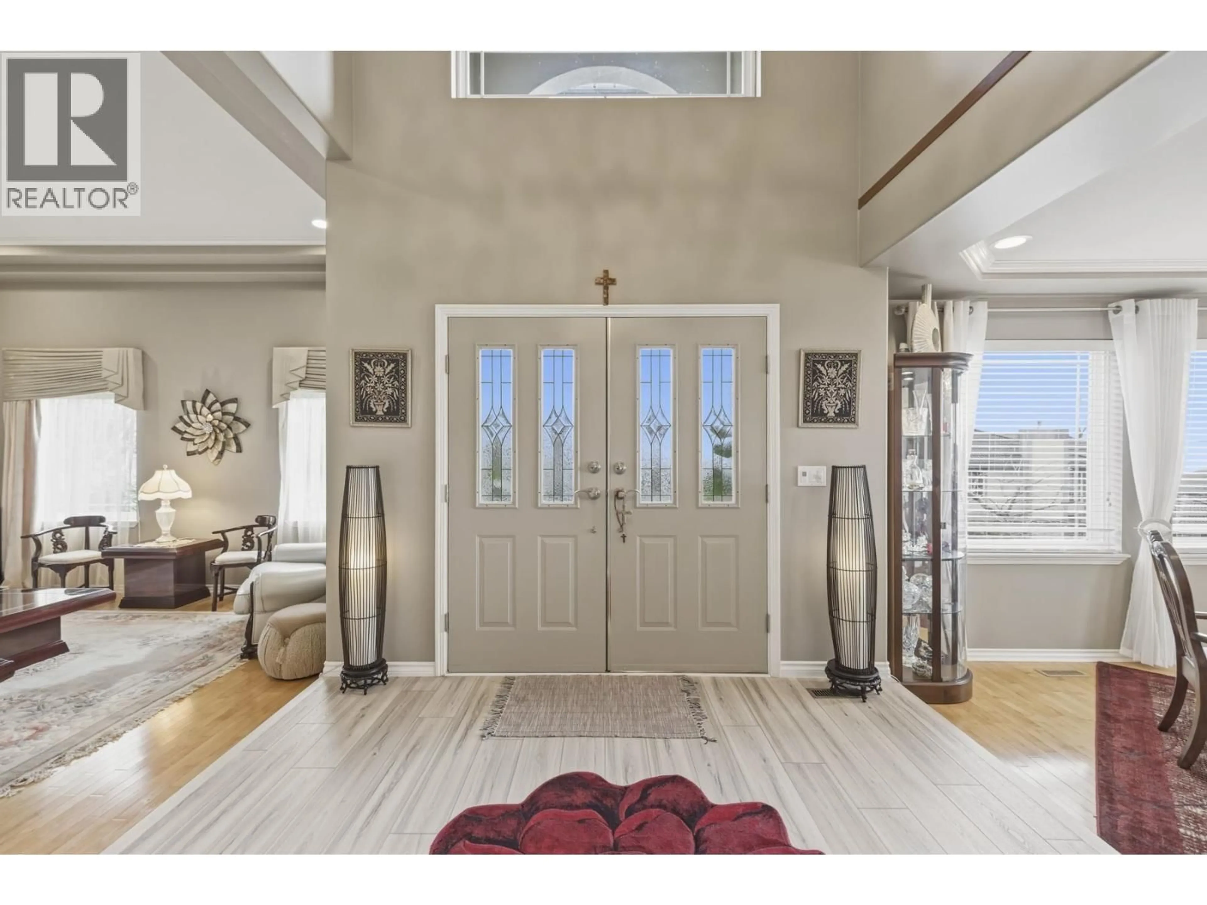 Indoor entryway for 1542 ALPINE LANE, Coquitlam British Columbia V3E3A5