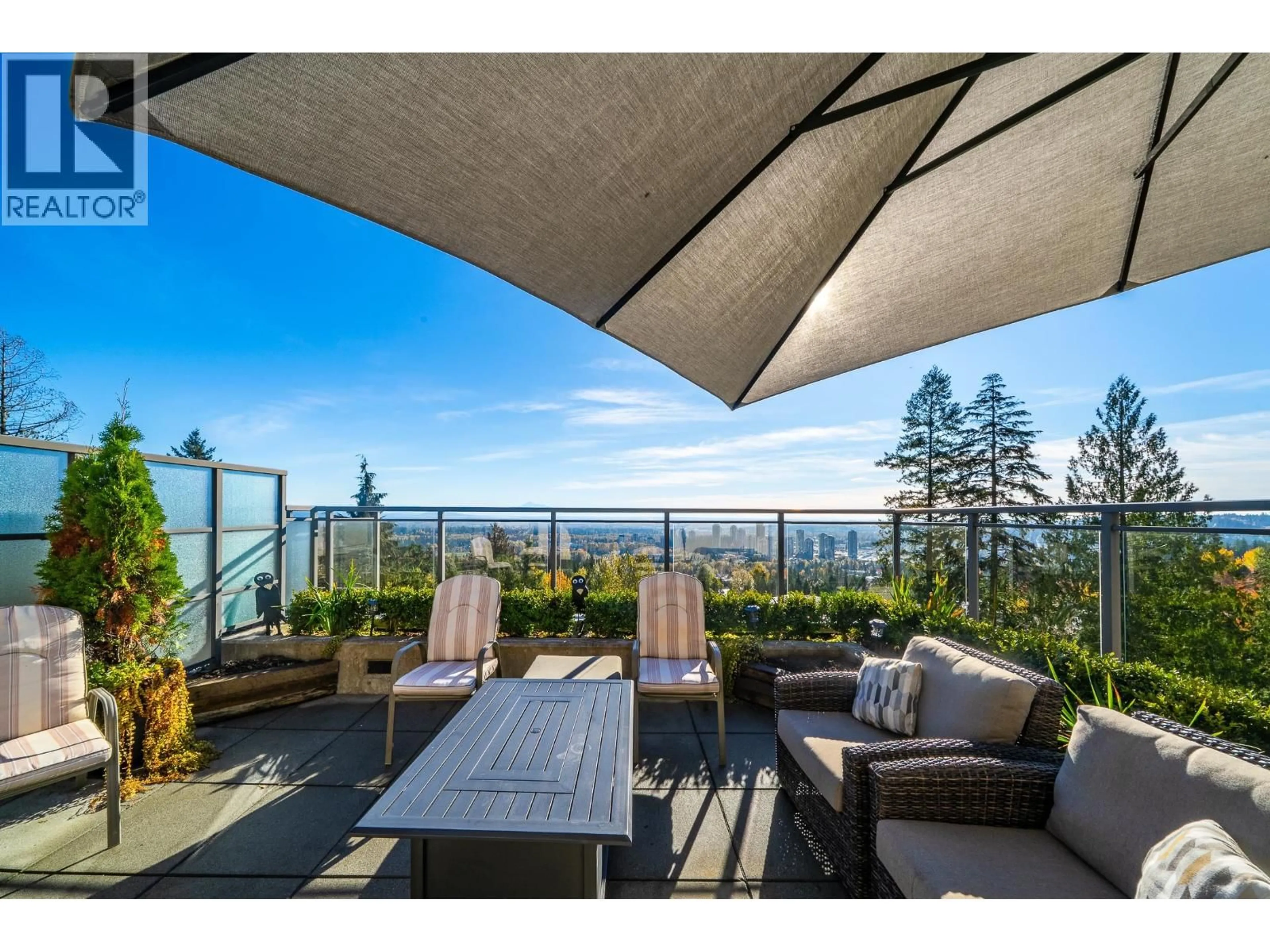 Patio, water/lake/river/ocean view for 1004 - 1415 PARKWAY BOULEVARD, Coquitlam British Columbia V3E0C7