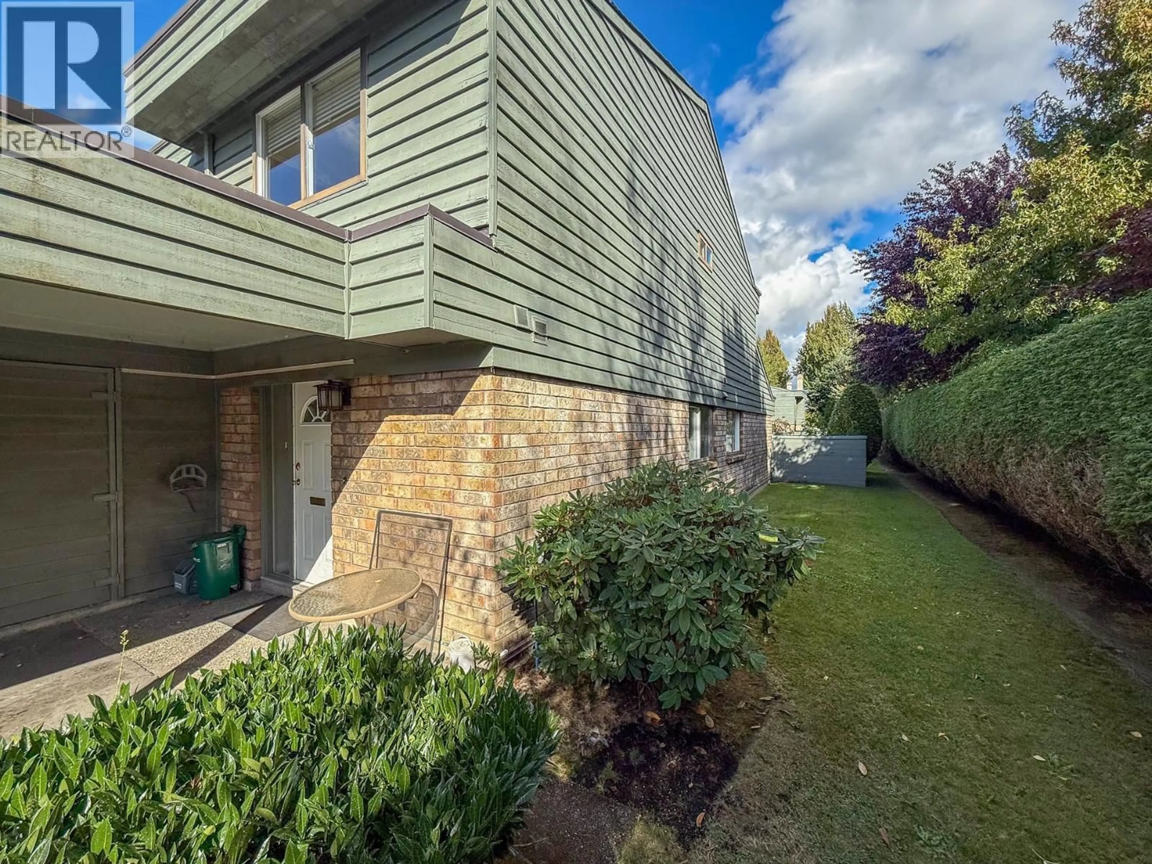 A pic from outside/outdoor area/front of a property/back of a property/a pic from drone, street for 141 - 3031 WILLIAMS ROAD, Richmond British Columbia V7E4G1