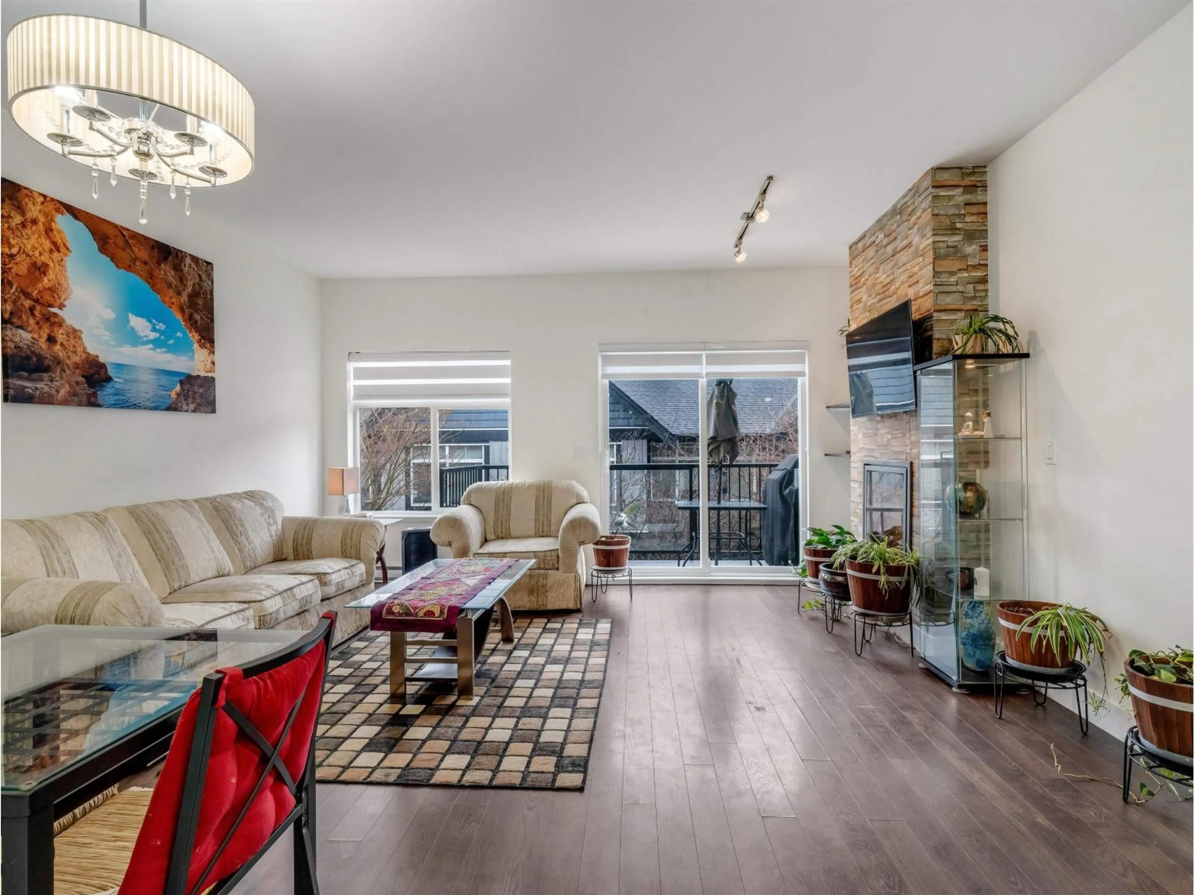 Living room with furniture, unknown for 146 - 6299 144 STREET, Surrey British Columbia V3X1A2