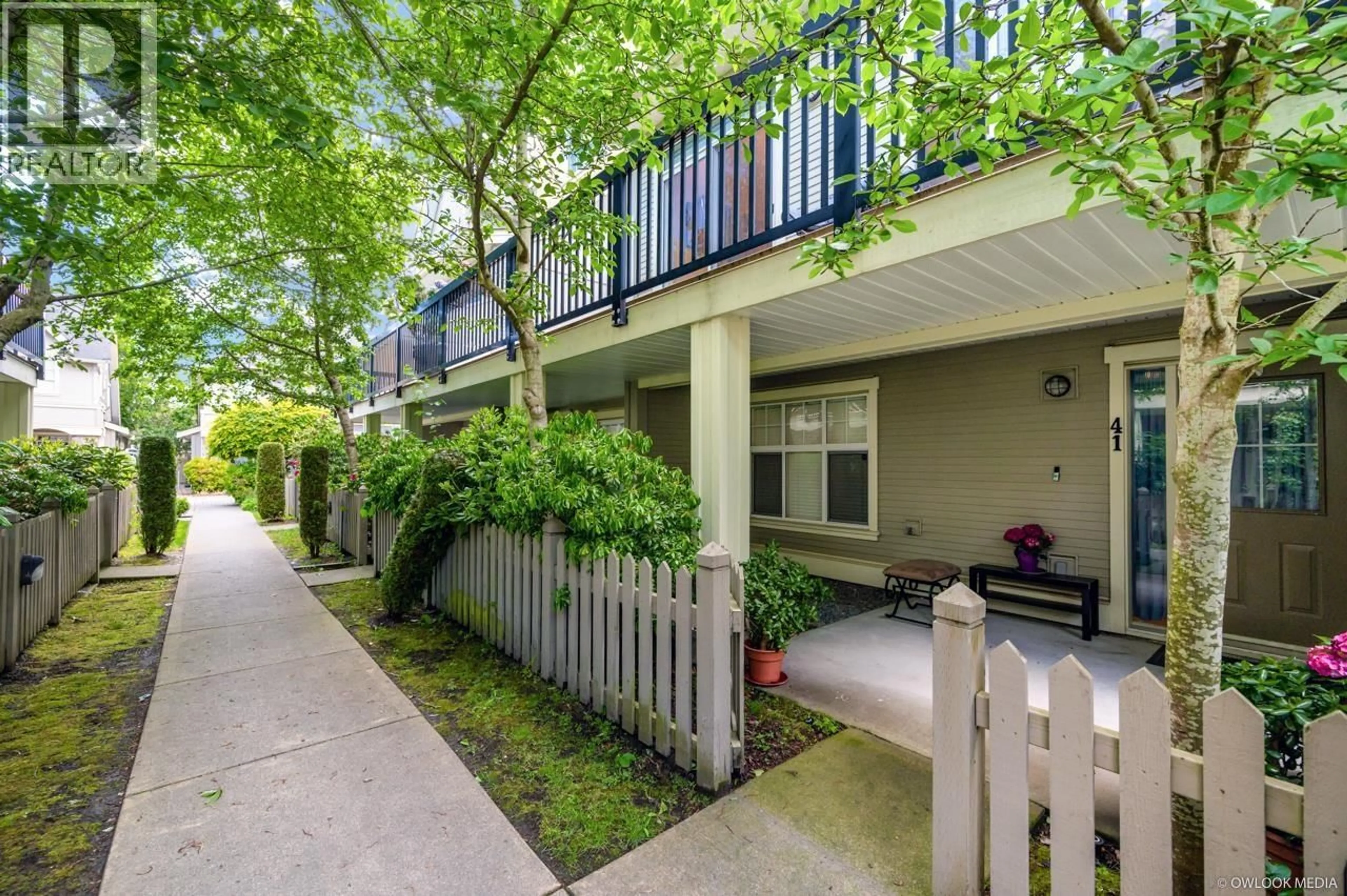 Patio, street for 41 - 7171 STEVESTON HIGHWAY, Richmond British Columbia V7A5K4