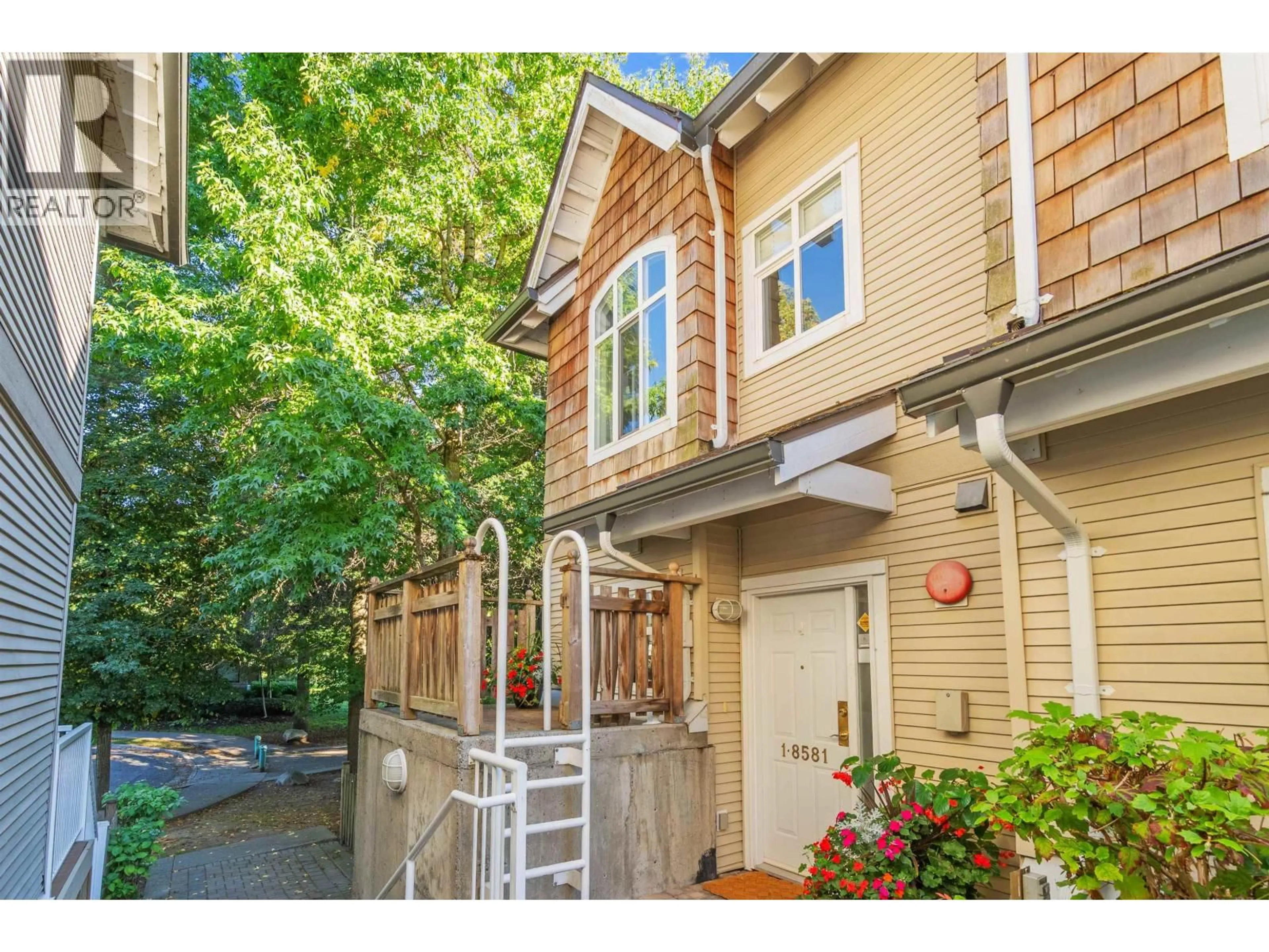 Unknown for 1 - 8581 JELLICOE STREET, Vancouver British Columbia V5S4T5