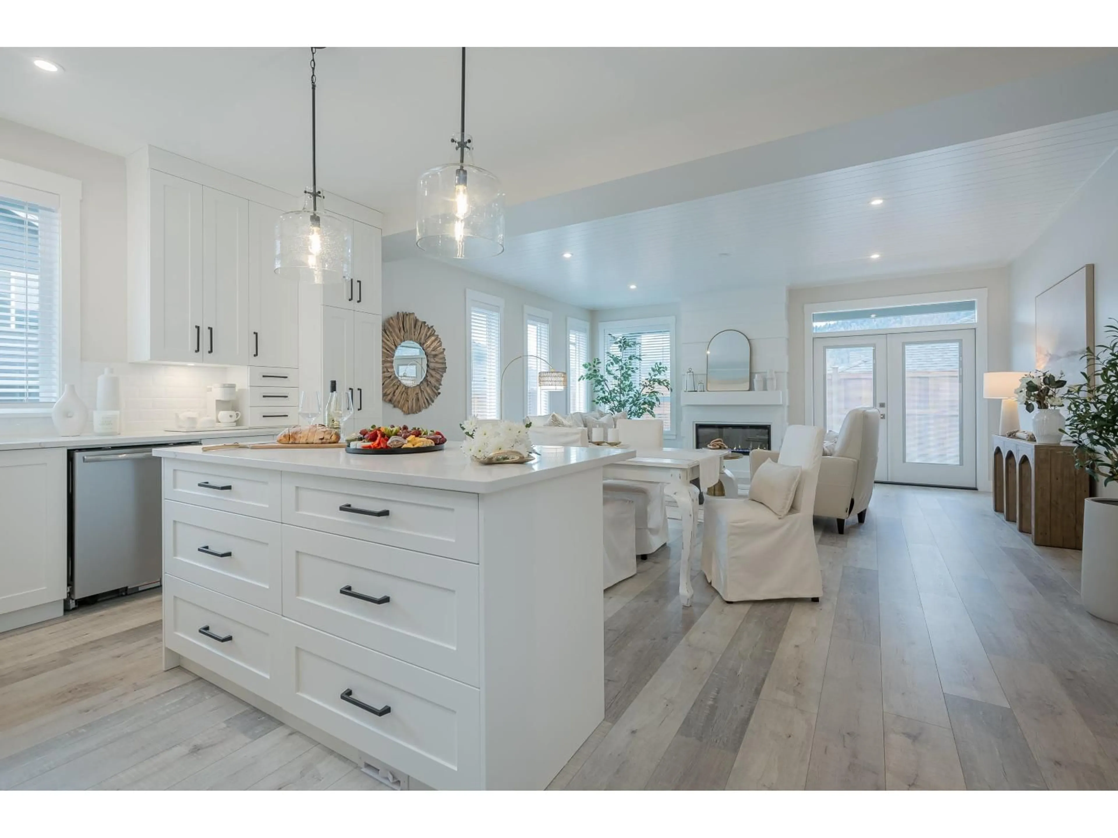 Open concept kitchen, unknown for 99 - 6211 CHILLIWACK RIVER ROAD, Chilliwack British Columbia V2R6A7