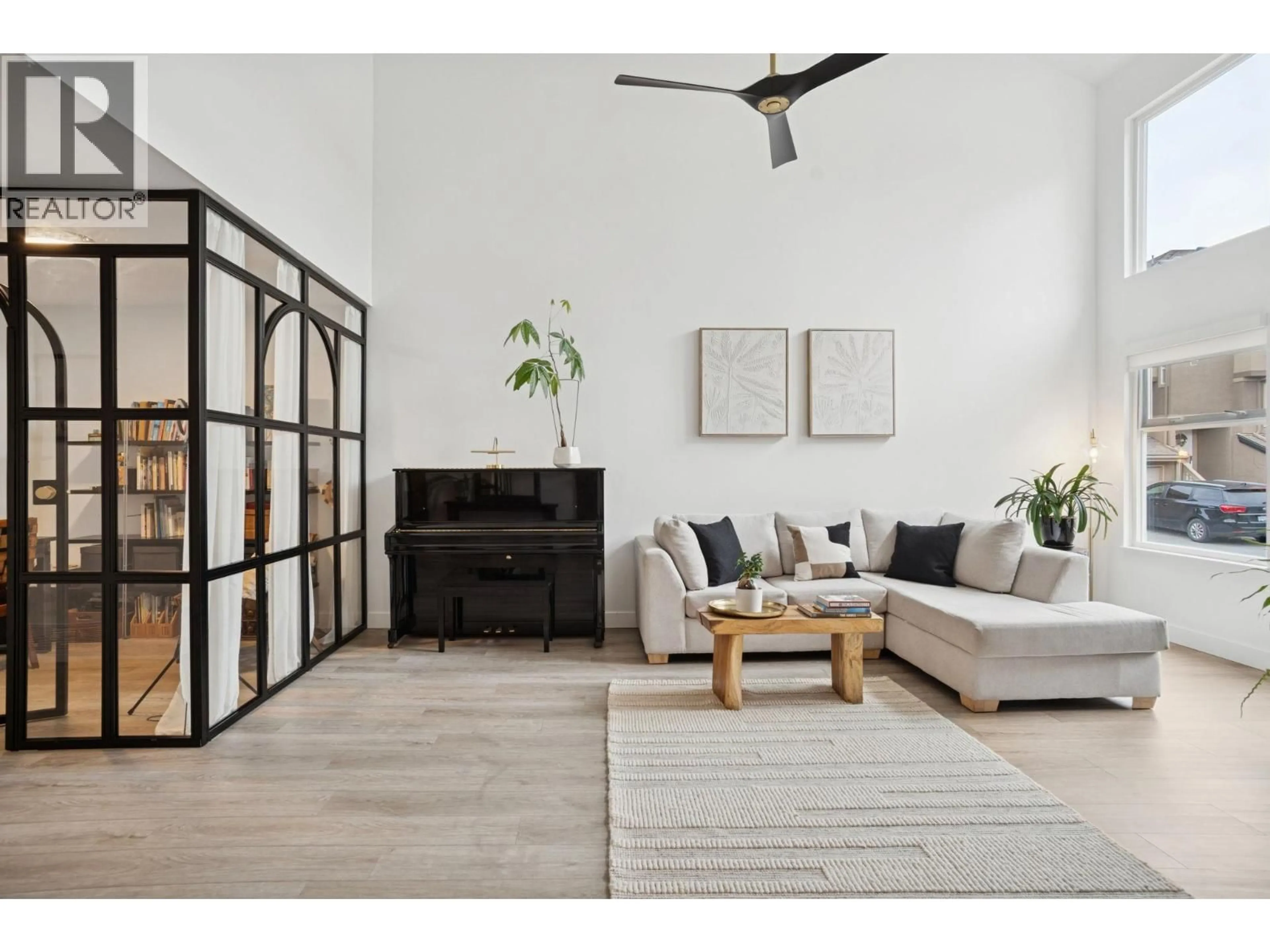 Living room with furniture, unknown for 31 - 12880 RAILWAY AVENUE, Richmond British Columbia V7E6G4