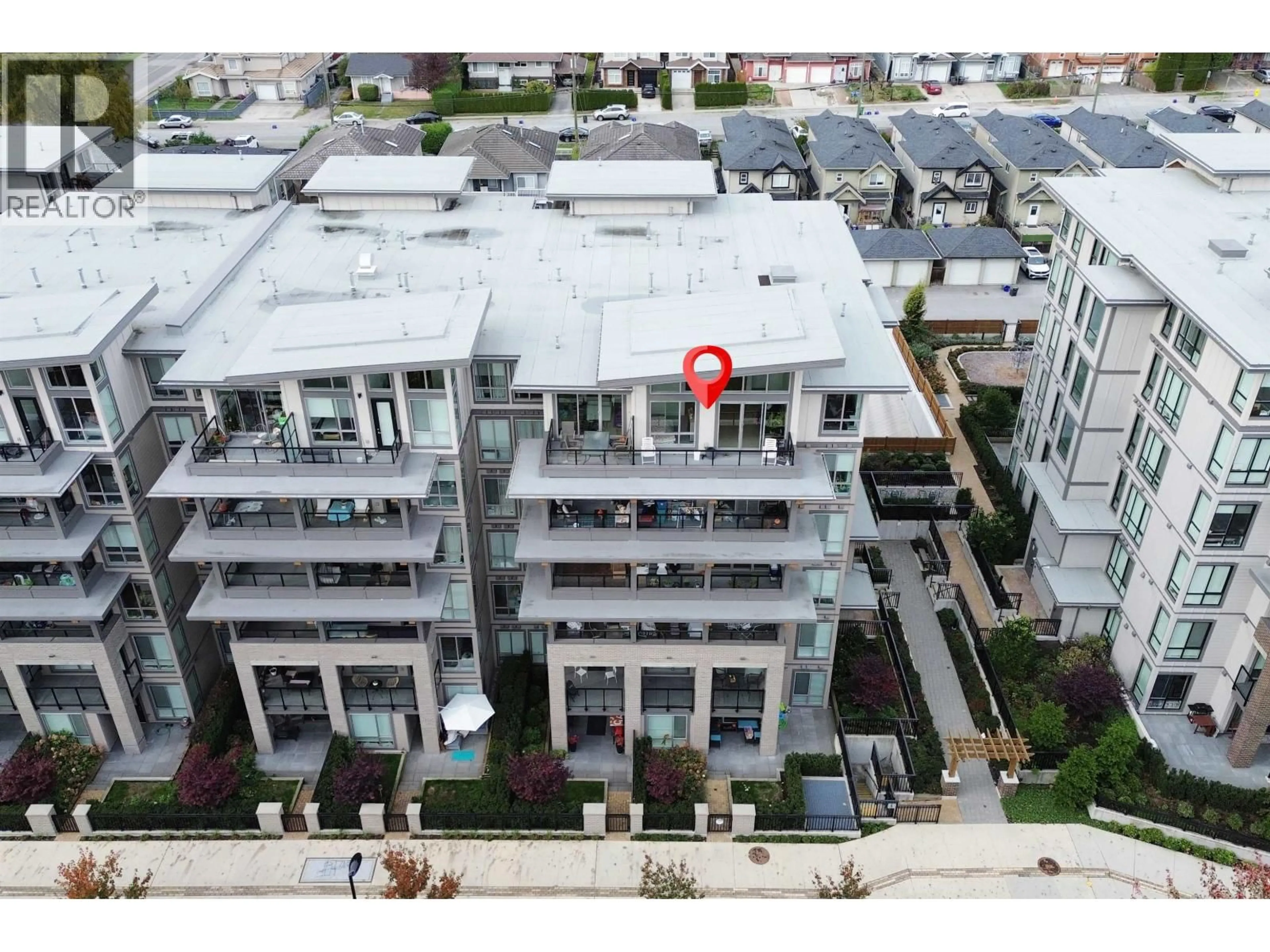 A pic from outside/outdoor area/front of a property/back of a property/a pic from drone, city buildings view from balcony for 607 - 7588 16TH STREET, Burnaby British Columbia V3N0H8