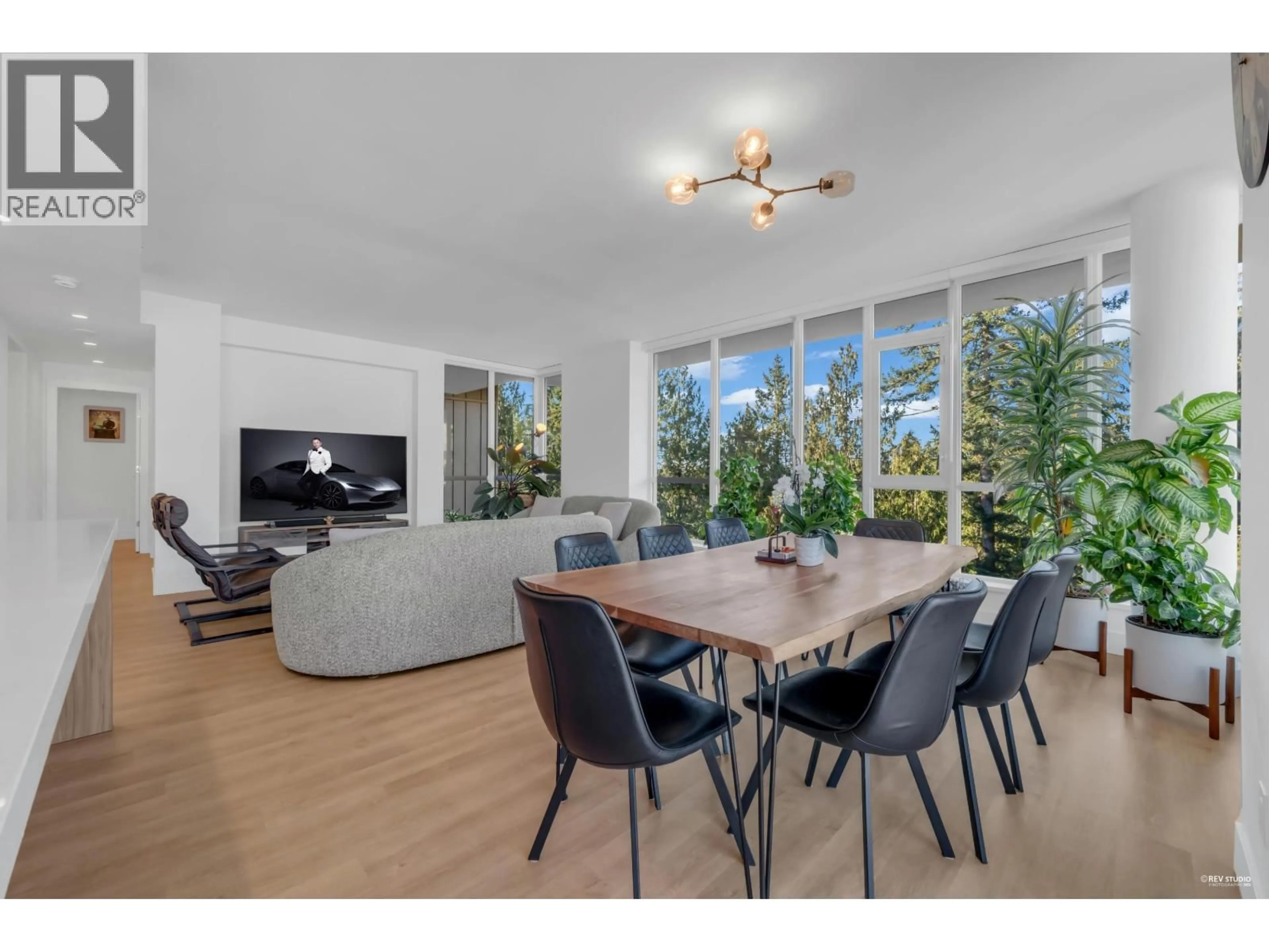 Unknown for 1101 - 2325 EMERY COURT, North Vancouver British Columbia V7J0E8