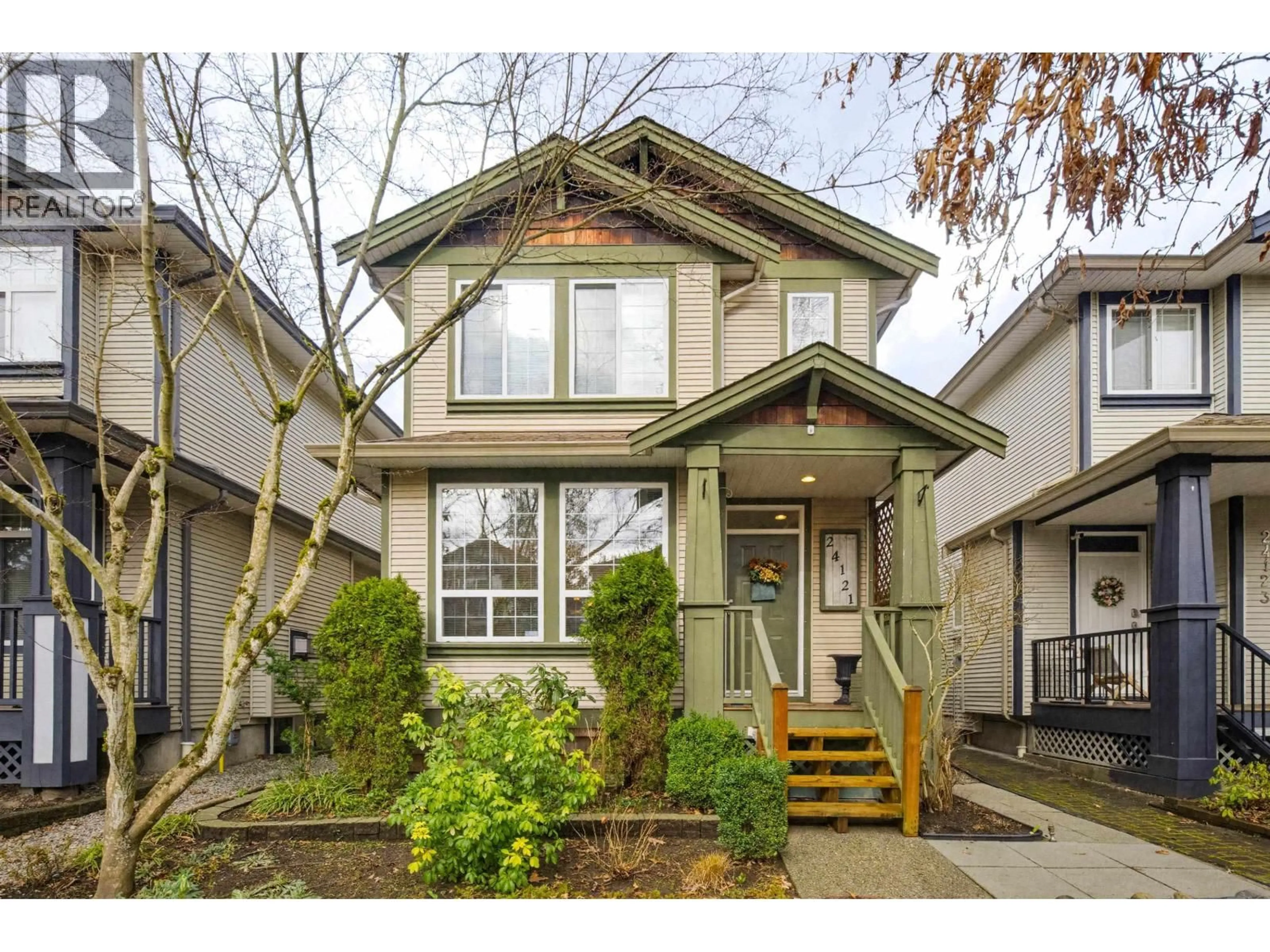 Home with vinyl exterior material, street for 24121 102A AVENUE, Maple Ridge British Columbia V2W2B3