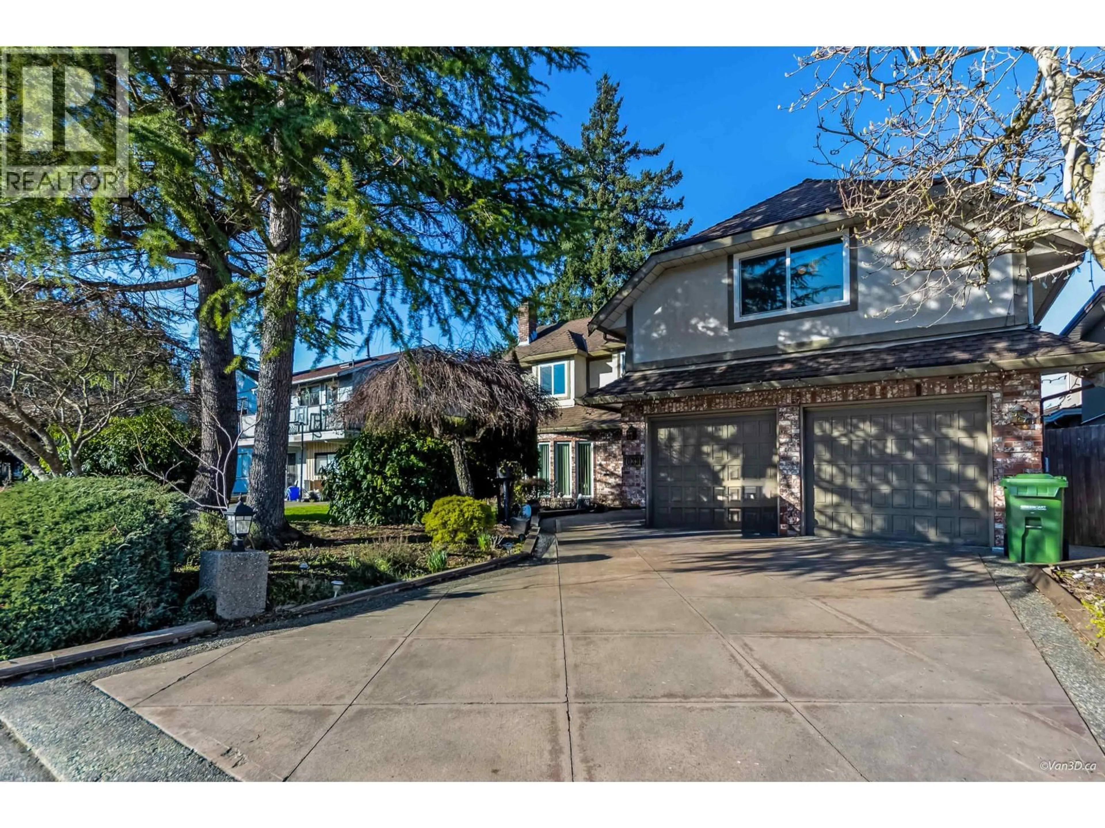 A pic from outside/outdoor area/front of a property/back of a property/a pic from drone, street for 10331 MORTFIELD ROAD, Richmond British Columbia V7A2W1