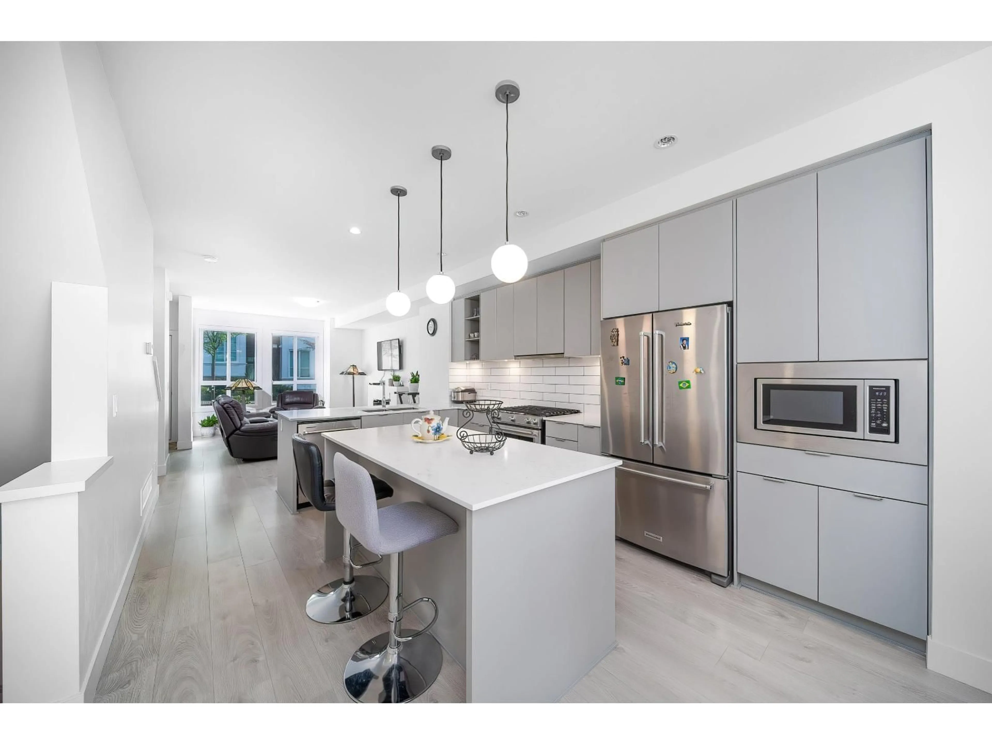 Open concept kitchen, unknown for 50 - 16561 17A AVENUE, Surrey British Columbia V3Z1J3