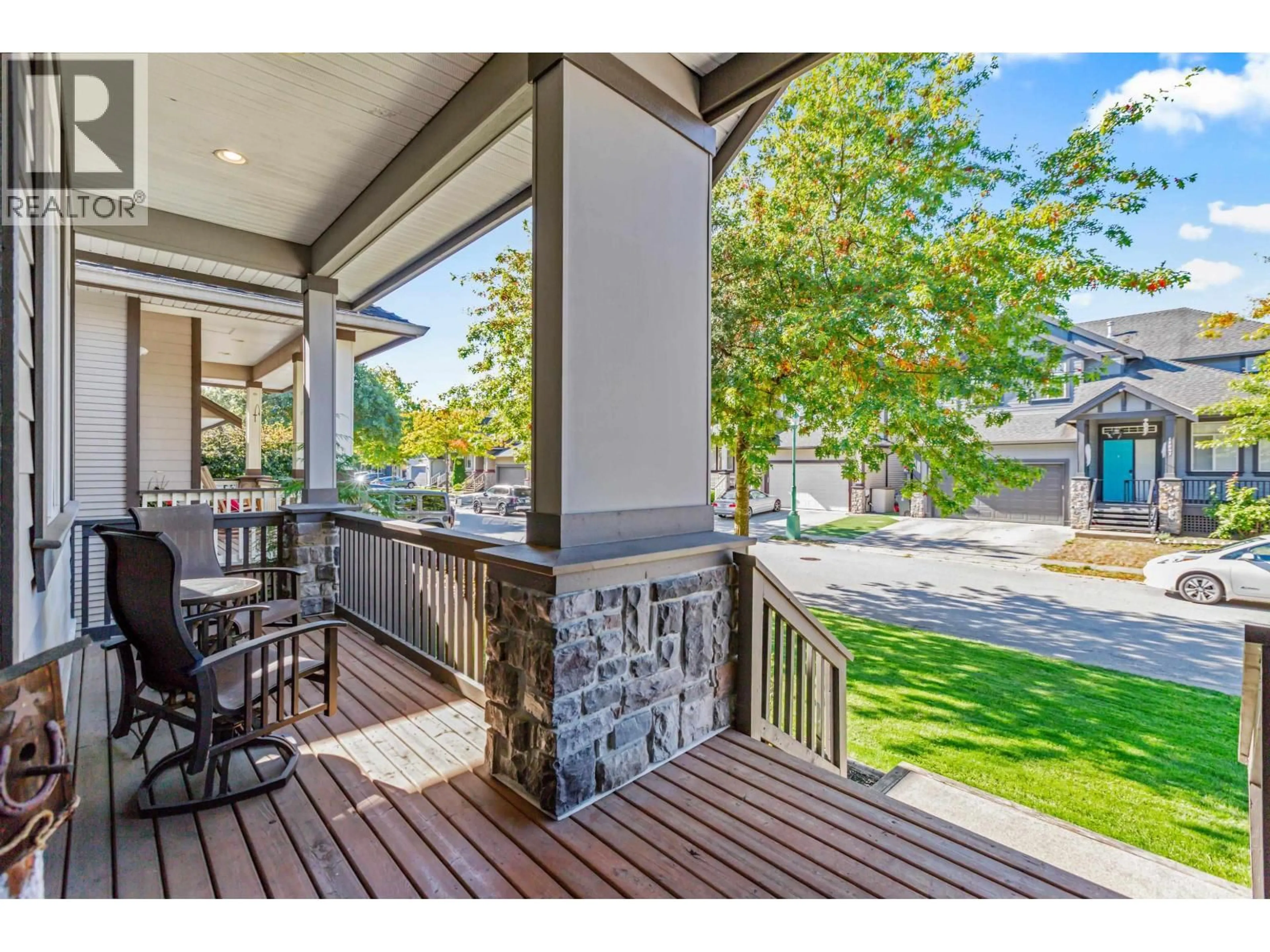 Patio, street for 11252 SOUTHGATE ROAD, Pitt Meadows British Columbia V3Y2W3