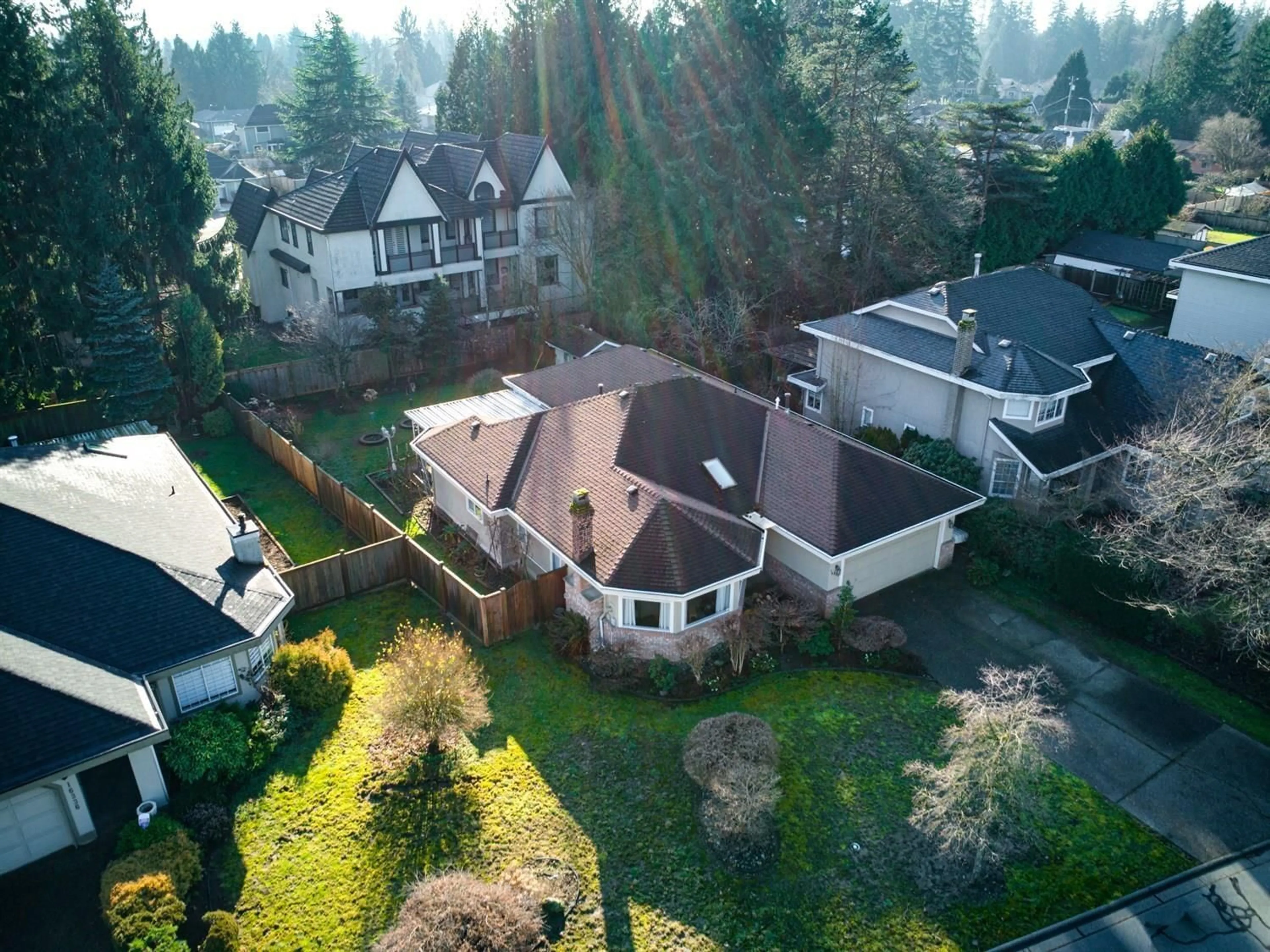 A pic from outside/outdoor area/front of a property/back of a property/a pic from drone, unknown for 16328 108A AVENUE, Surrey British Columbia V4N1N8