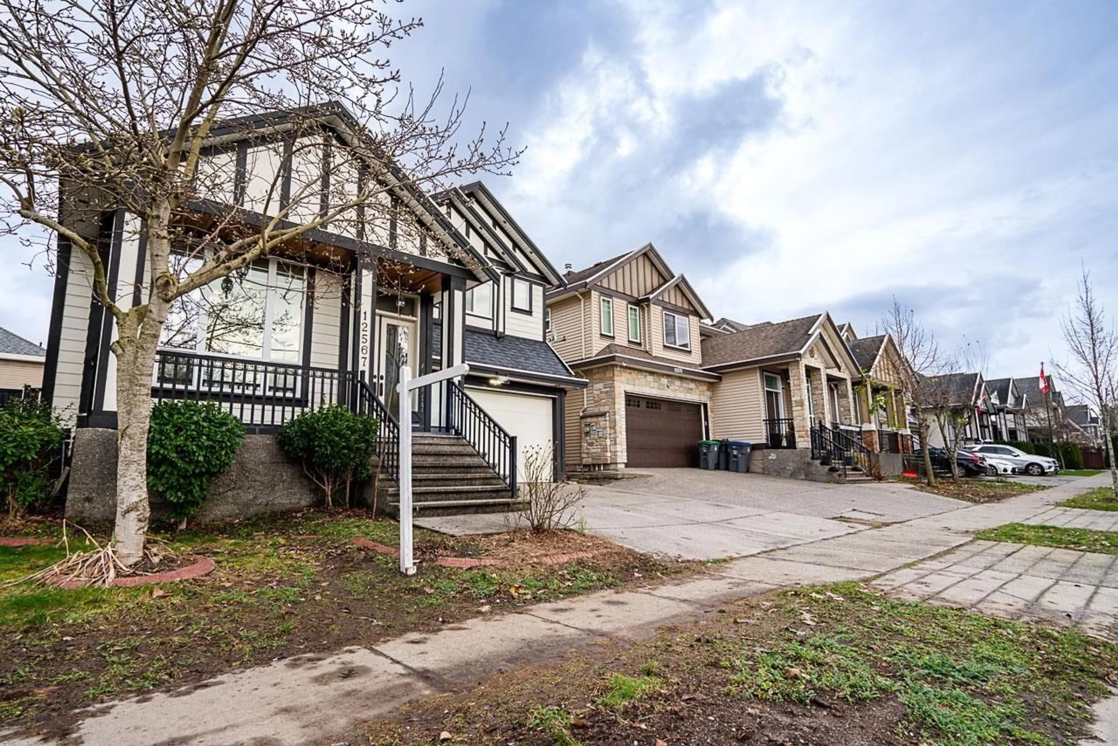 Unknown for 12567 66 AVENUE, Surrey British Columbia V3W1V6