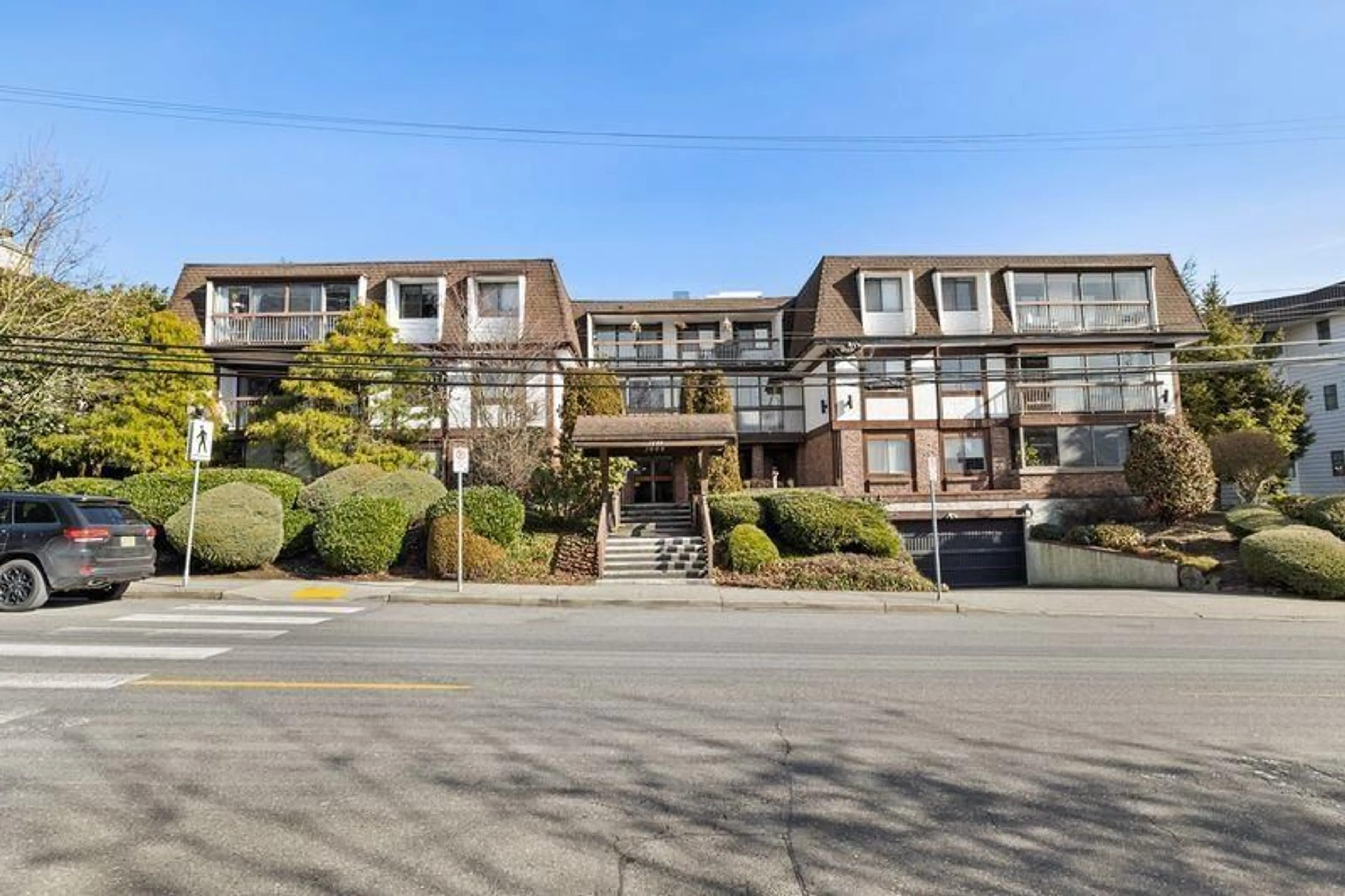 Unknown for 309 - 1444 MARTIN STREET, White Rock British Columbia V4B3W7