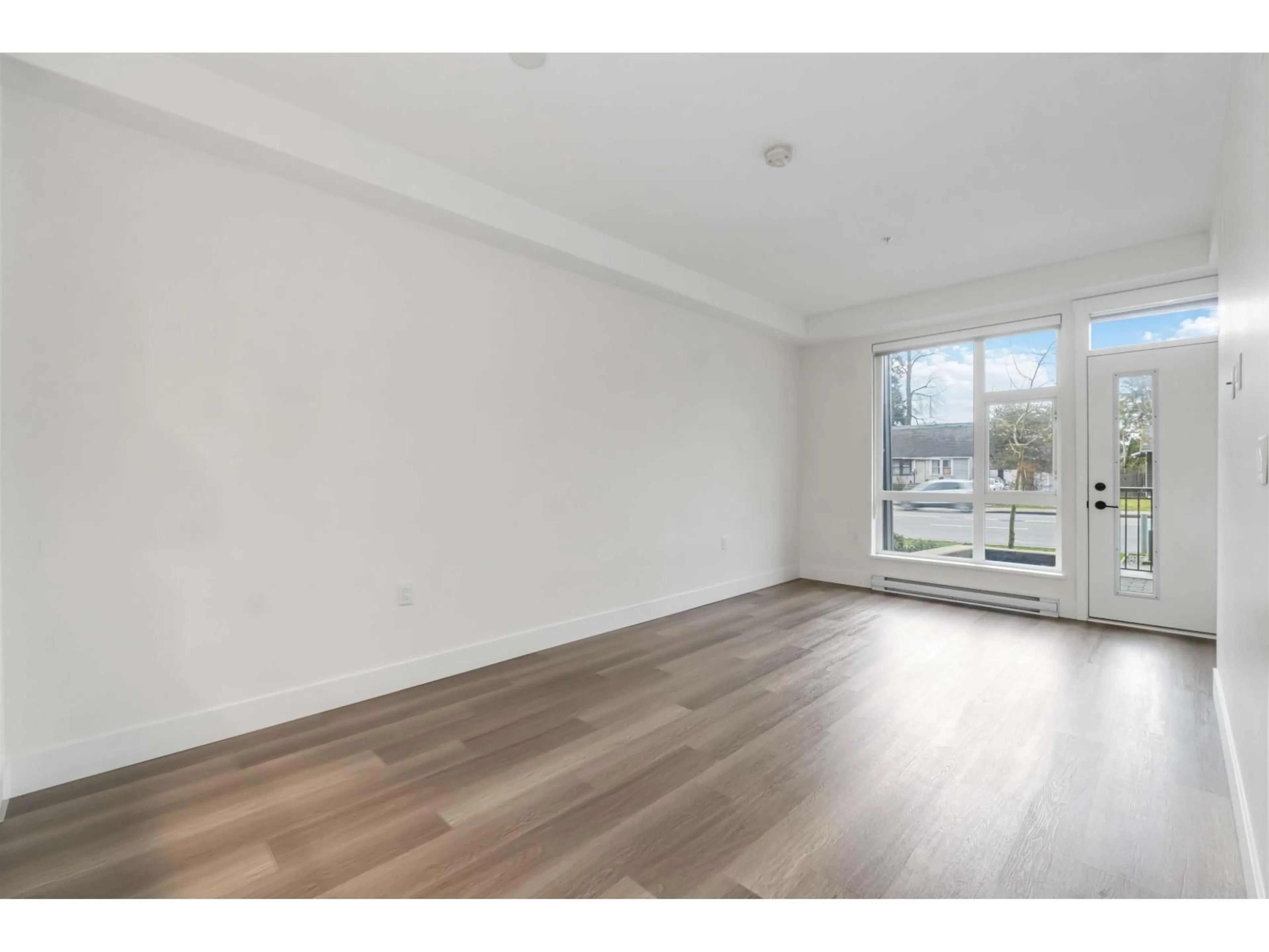 A pic of a room for 110 - 10778 138 STREET, Surrey British Columbia V3T0S5