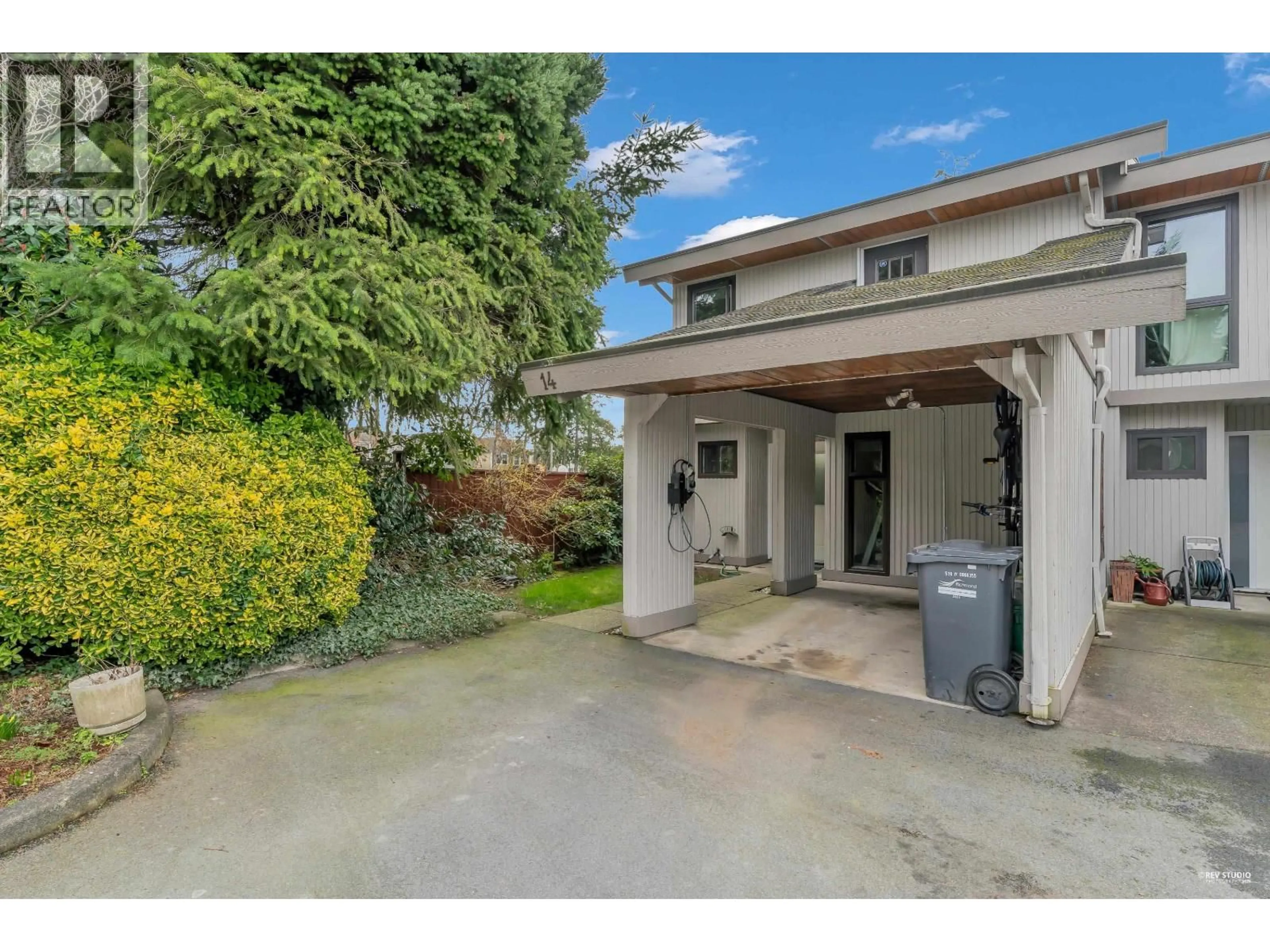 Unknown for 14 - 5600 LADNER TRUNK ROAD, Delta British Columbia V4K1X4