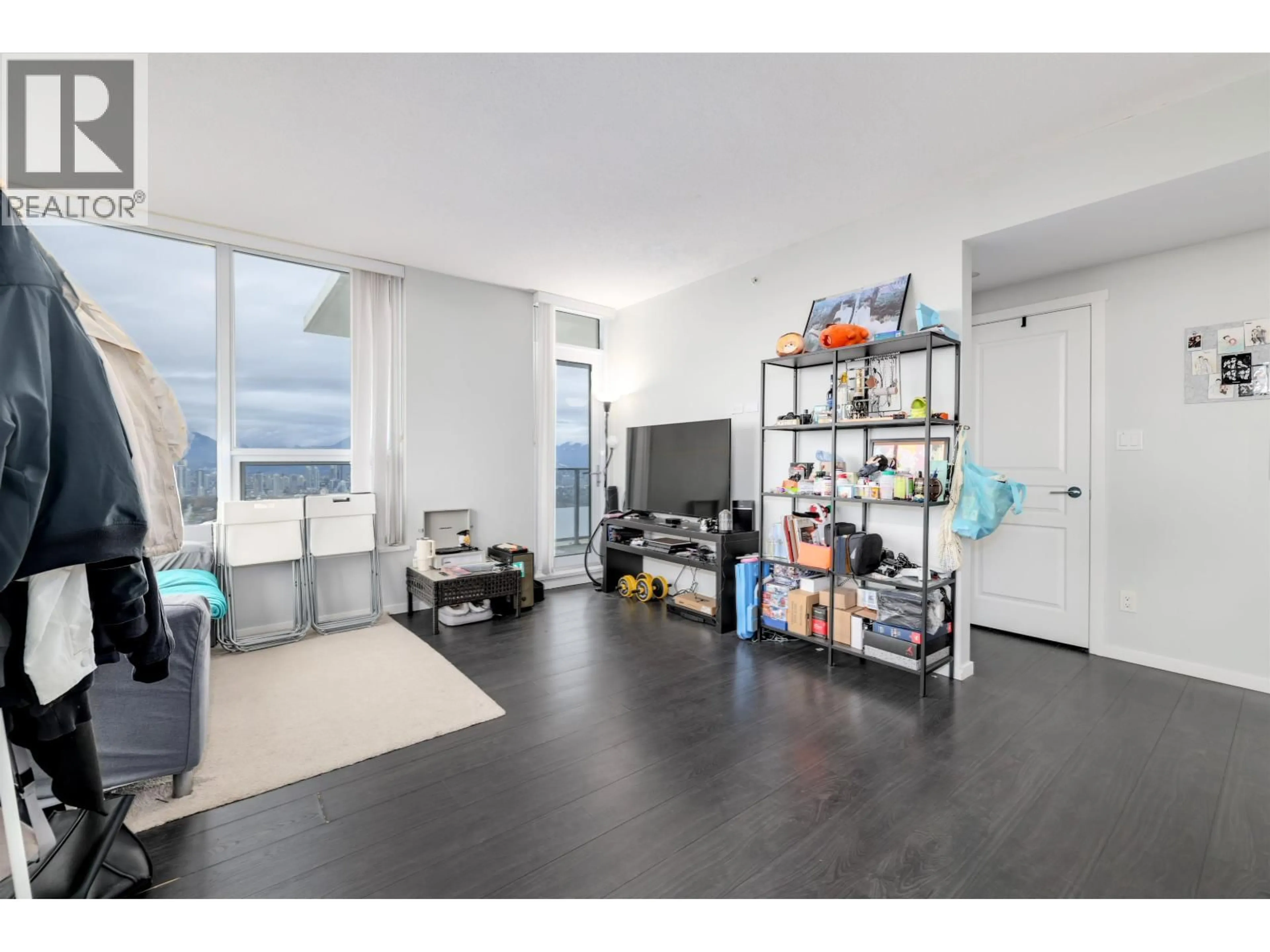 A pic of a room for 2907 - 5883 BARKER AVENUE, Burnaby British Columbia V5H0G4