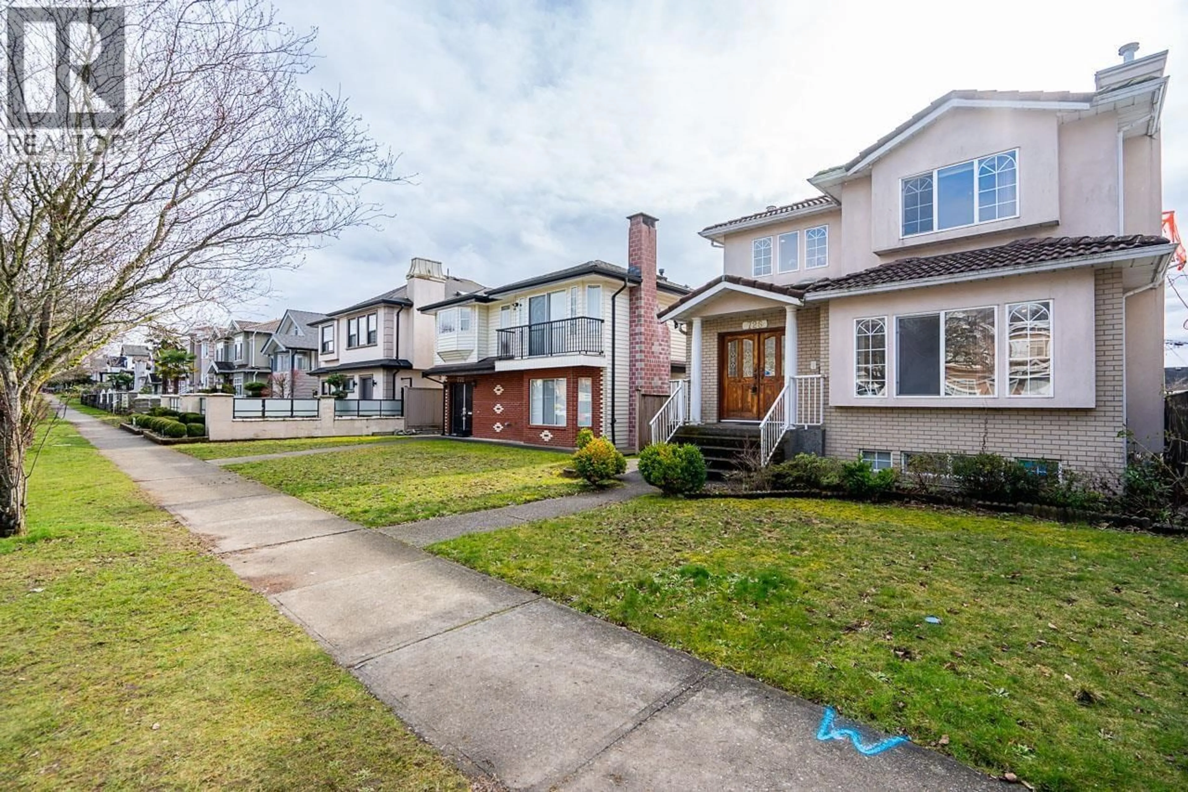 Unknown for 726 EAST 56TH AVENUE, Vancouver British Columbia V5X1R9