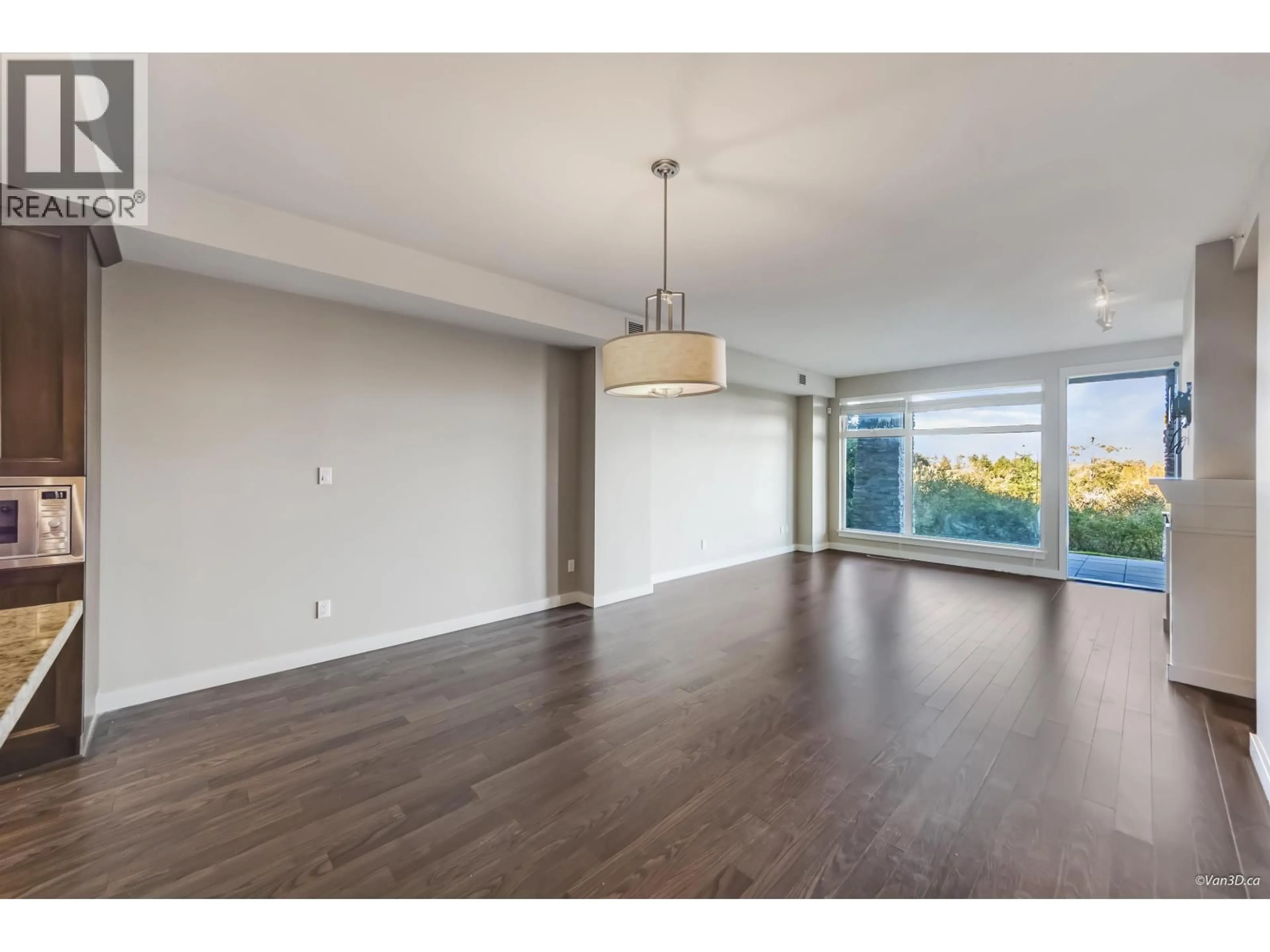 A pic of a room for 112 - 5055 SPRINGS BOULEVARD, Tsawwassen British Columbia V4M0A5