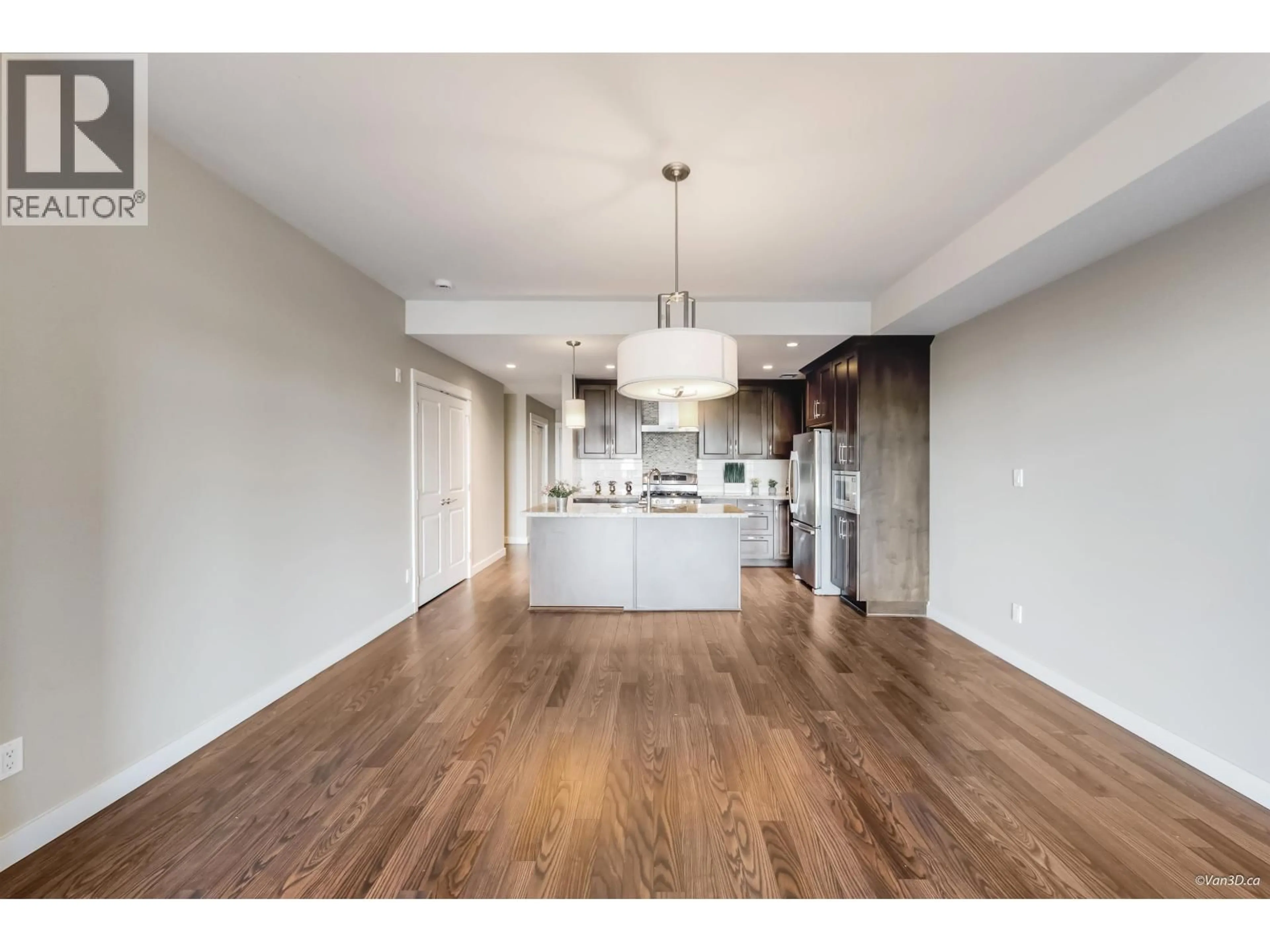 Open concept kitchen, wood/laminate floor for 112 - 5055 SPRINGS BOULEVARD, Tsawwassen British Columbia V4M0A5