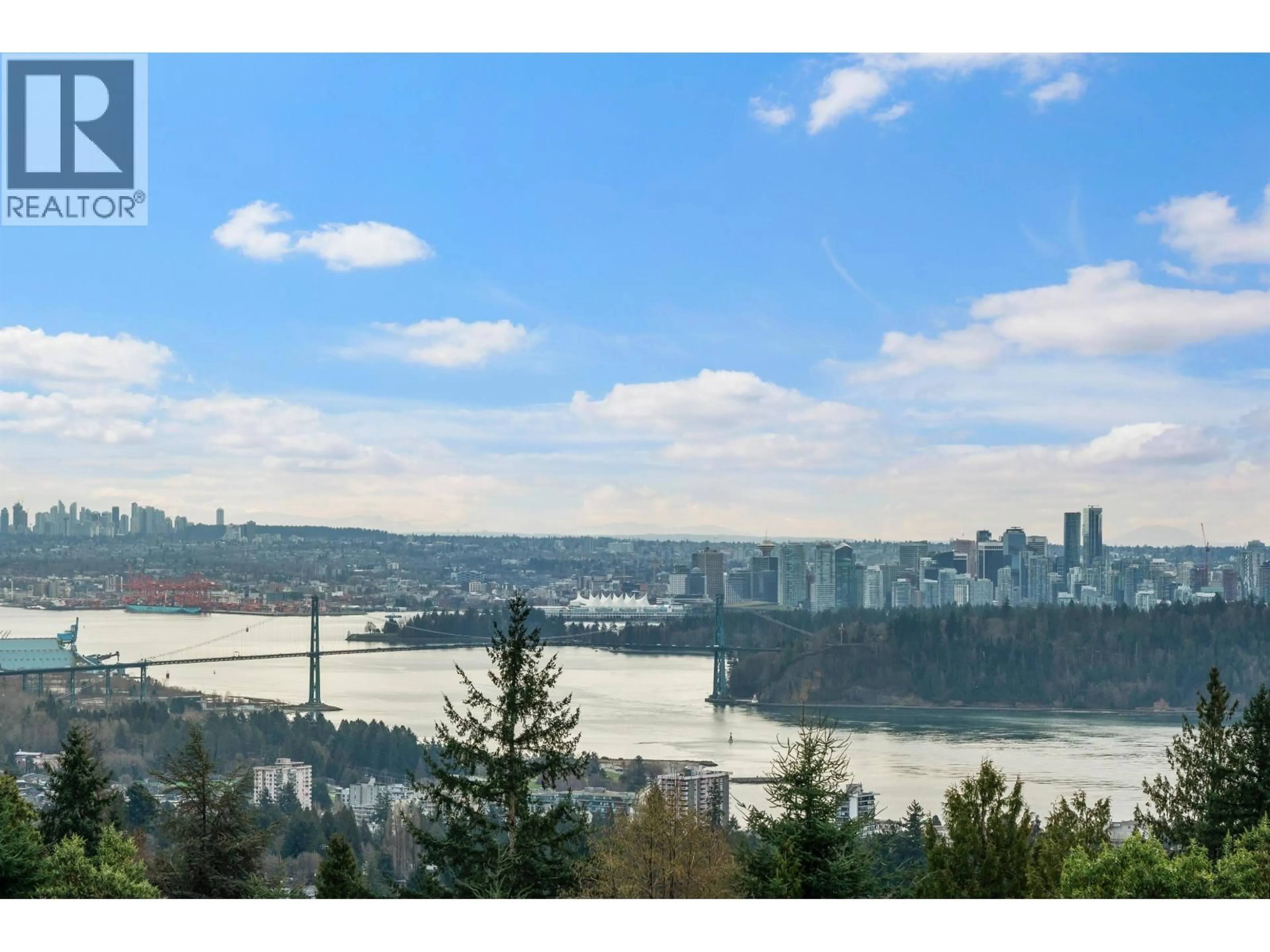 Blurry image for 63 - 2212 FOLKESTONE WAY, West Vancouver British Columbia V7S2X7