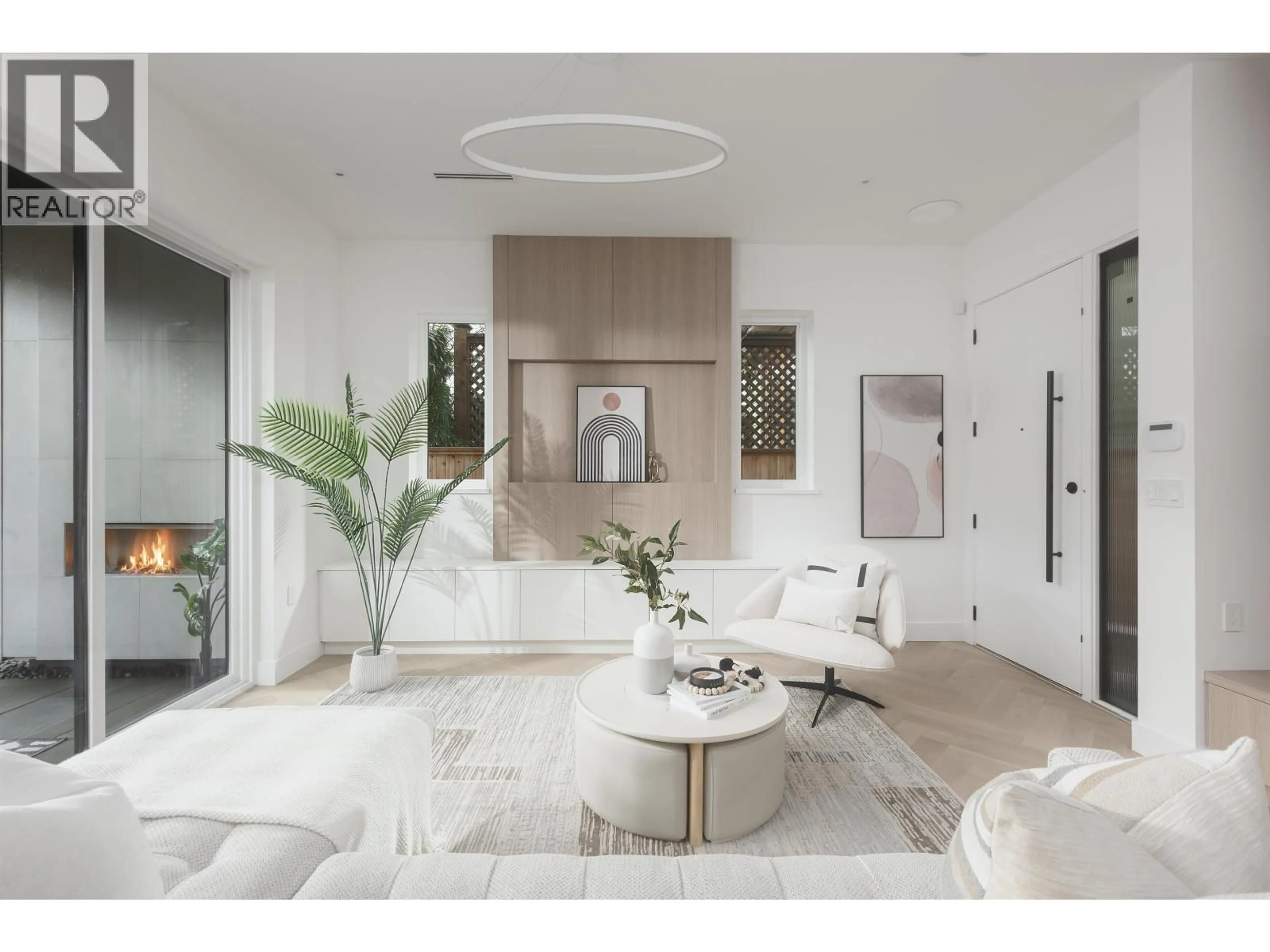 Unknown for 2 - 2130 2ND AVENUE, Vancouver British Columbia V5N1E8