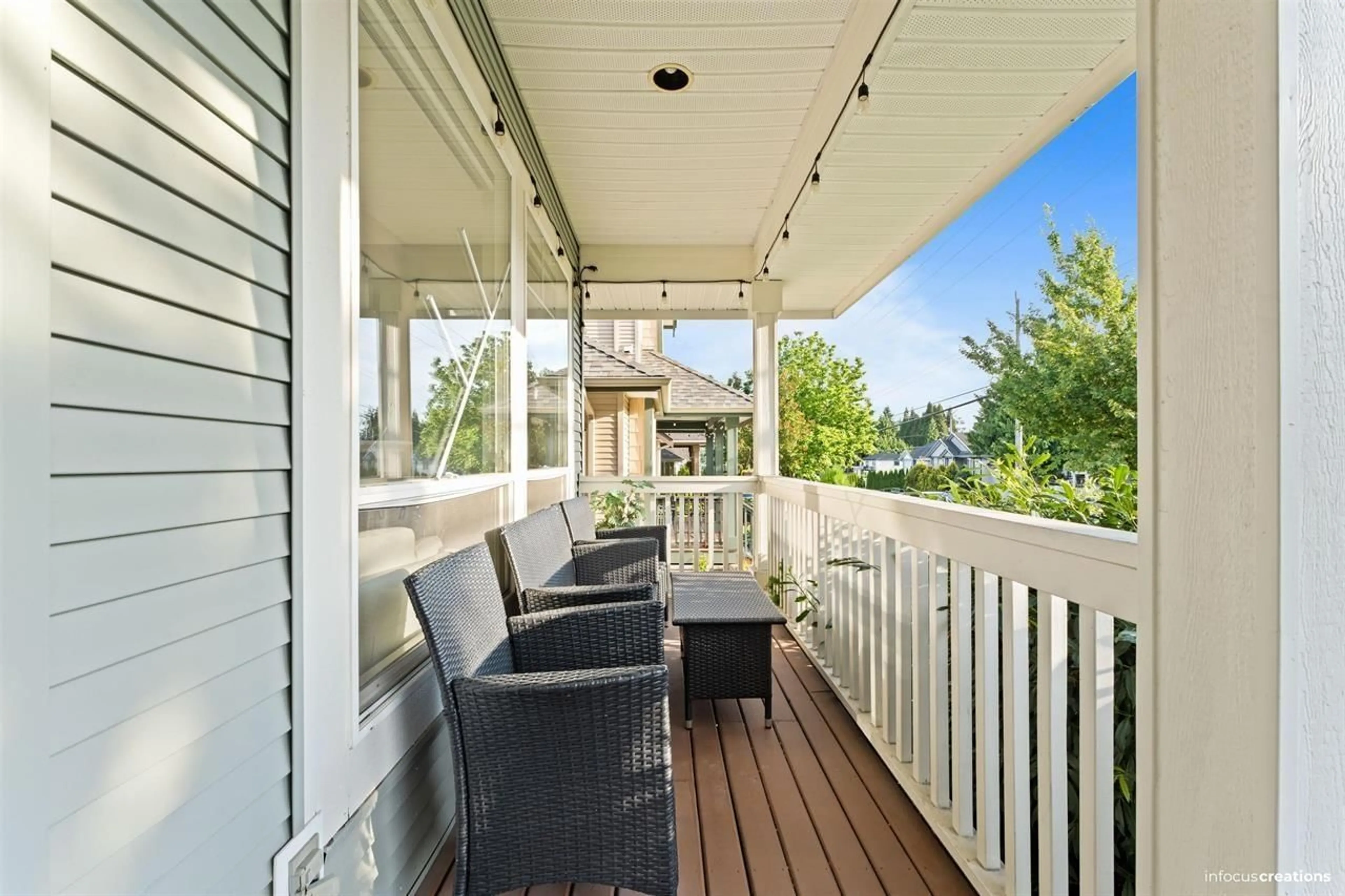 Patio, water/lake/river/ocean view for 5662 148 STREET, Surrey British Columbia V3S0X4