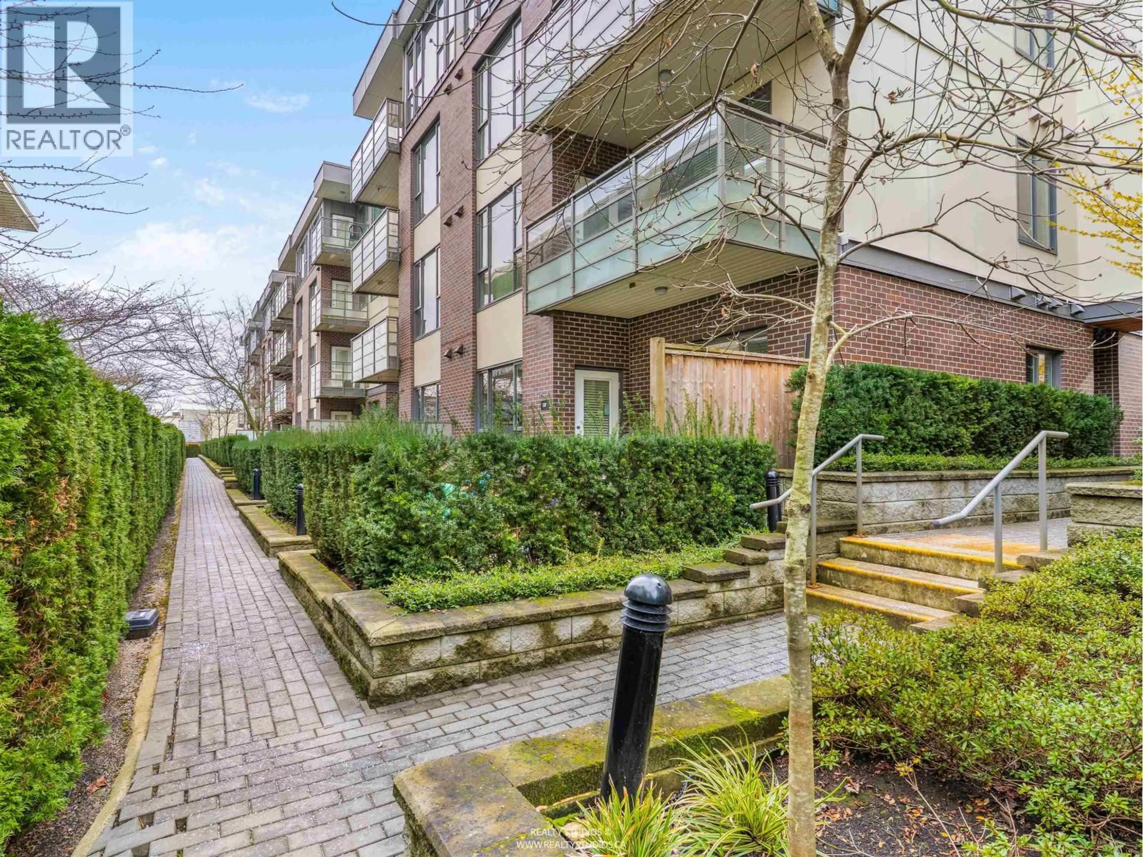 Patio, street for 120 - 5355 LANE STREET, Burnaby British Columbia V5H0H1