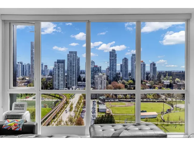 2404 - 10777 UNIVERSITY DRIVE, Surrey 2