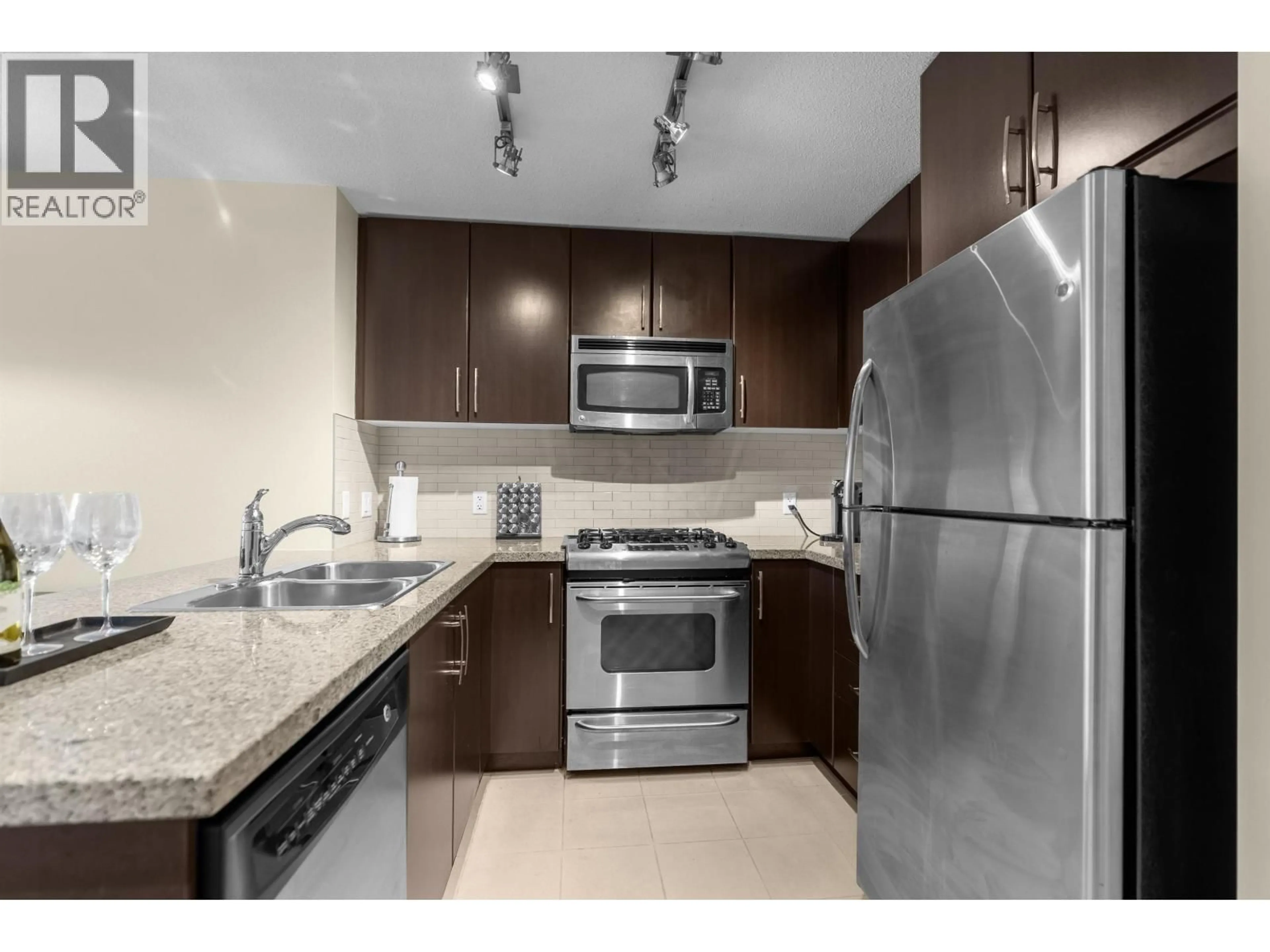 Standard kitchen, unknown for 1202 - 660 NOOTKA WAY, Port Moody British Columbia V3H0B7