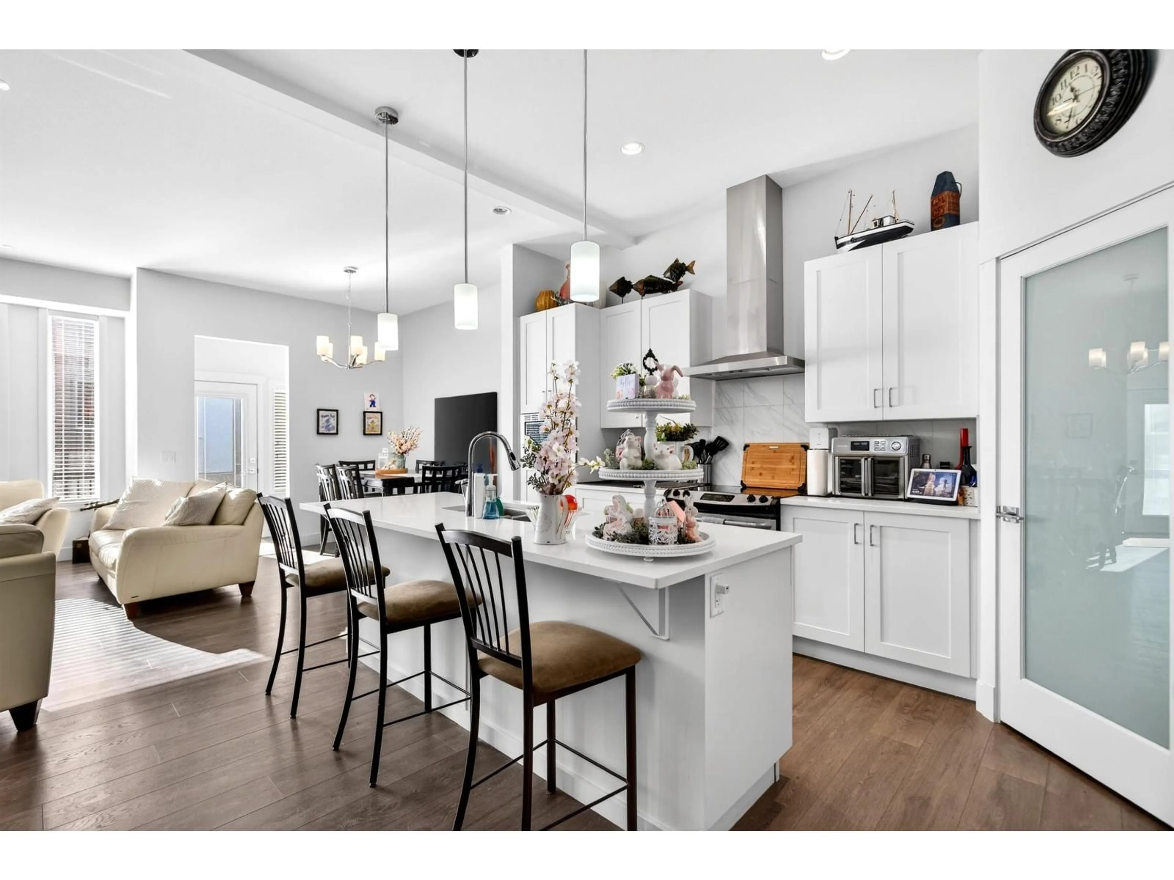 Open concept kitchen, unknown for 20354 82A AVENUE, Langley British Columbia V2Y0S3