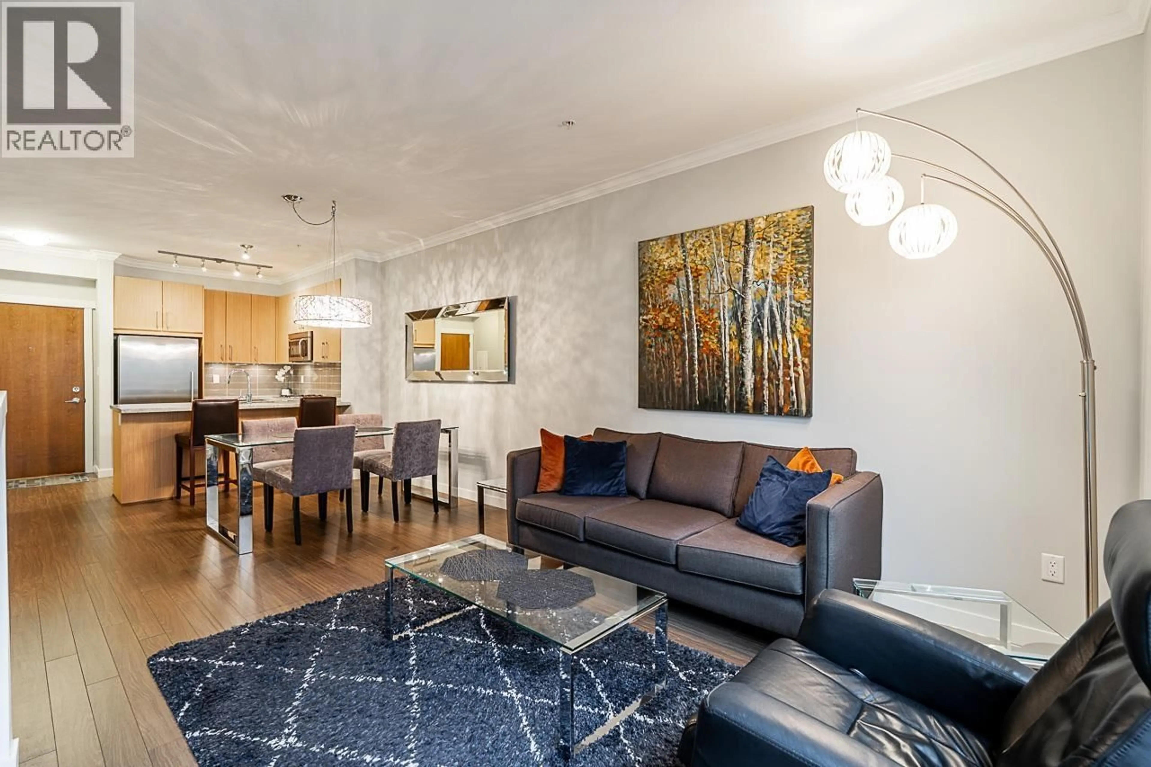 Living room with furniture, unknown for 403 - 139 22ND STREET, North Vancouver British Columbia V7M0B5