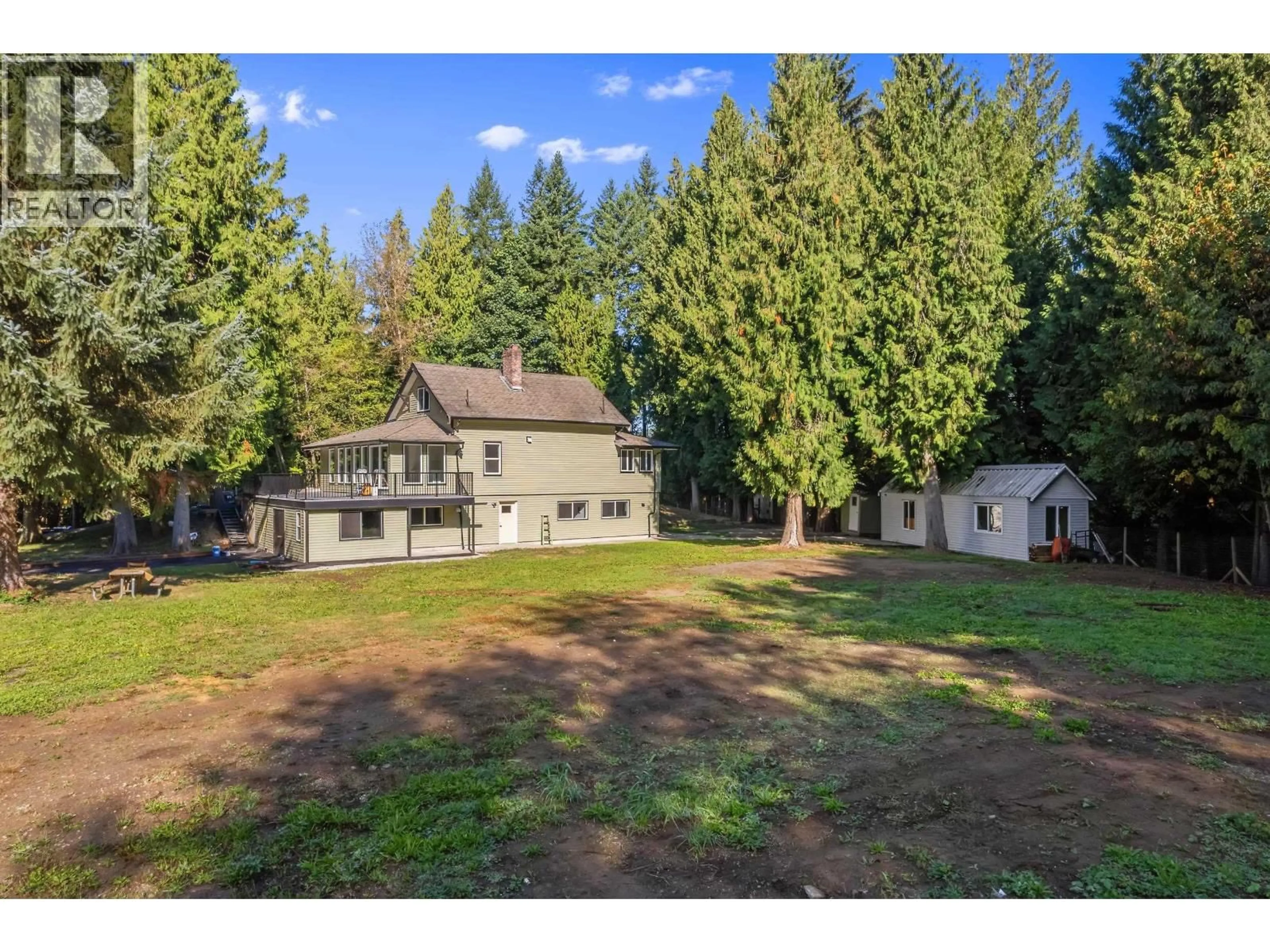 A pic from outside/outdoor area/front of a property/back of a property/a pic from drone, unknown for 12734 246 STREET, Maple Ridge British Columbia V4R1S4