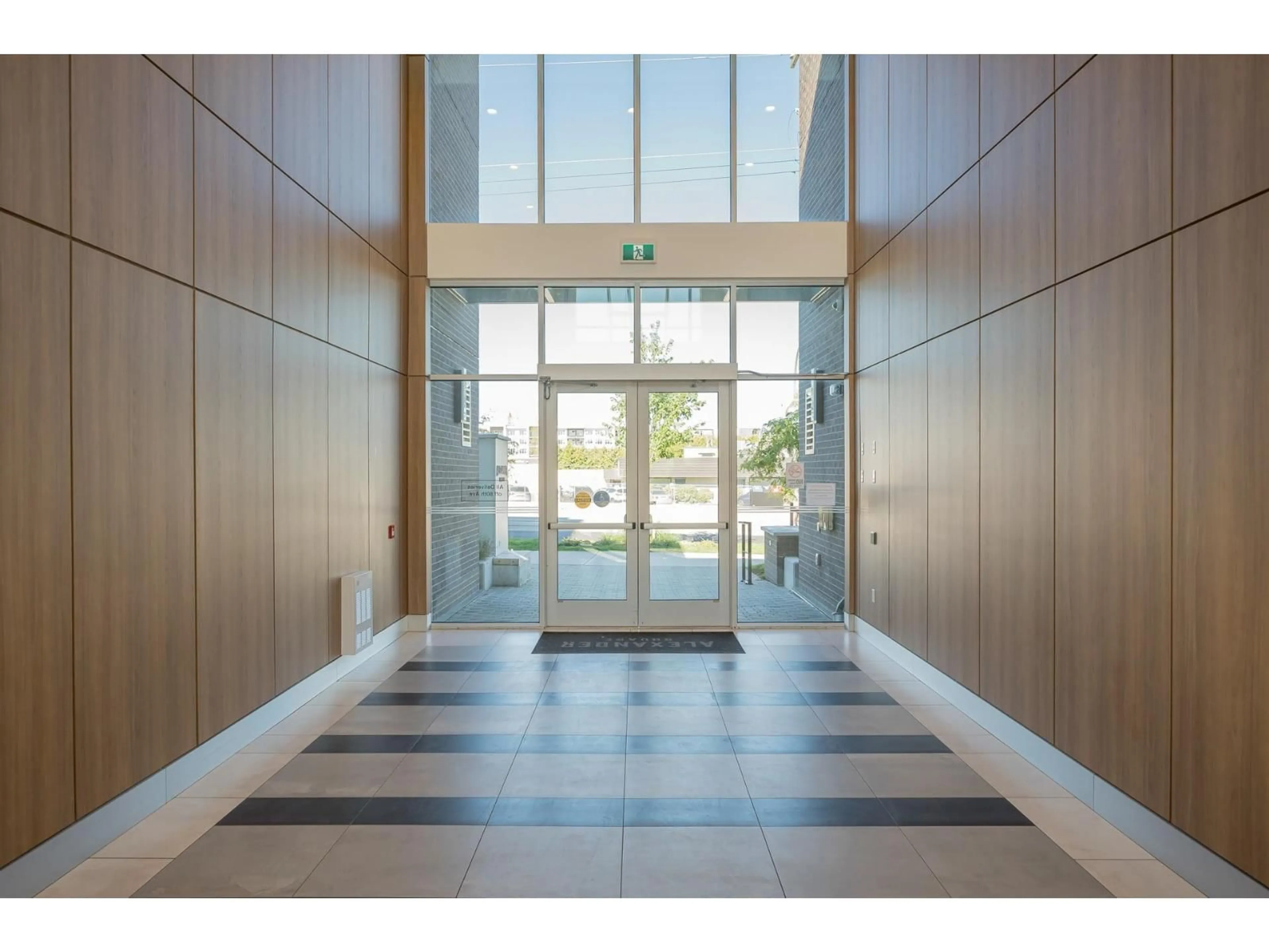 Indoor foyer for B317 - 20834 80 AVENUE, Langley British Columbia V2Y3M6