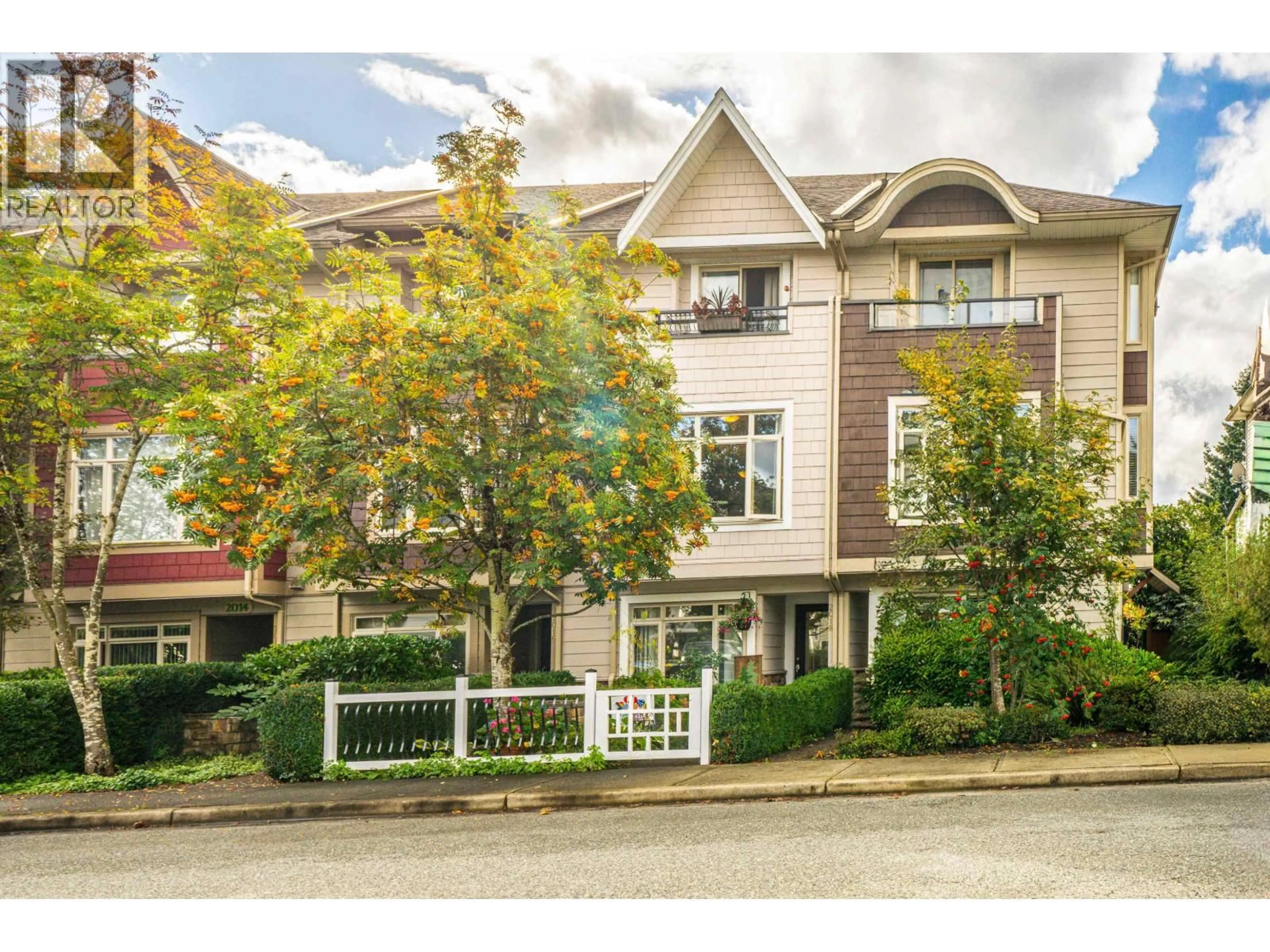 Unknown for 2018 FRASER AVENUE, Port Coquitlam British Columbia V3B1N6