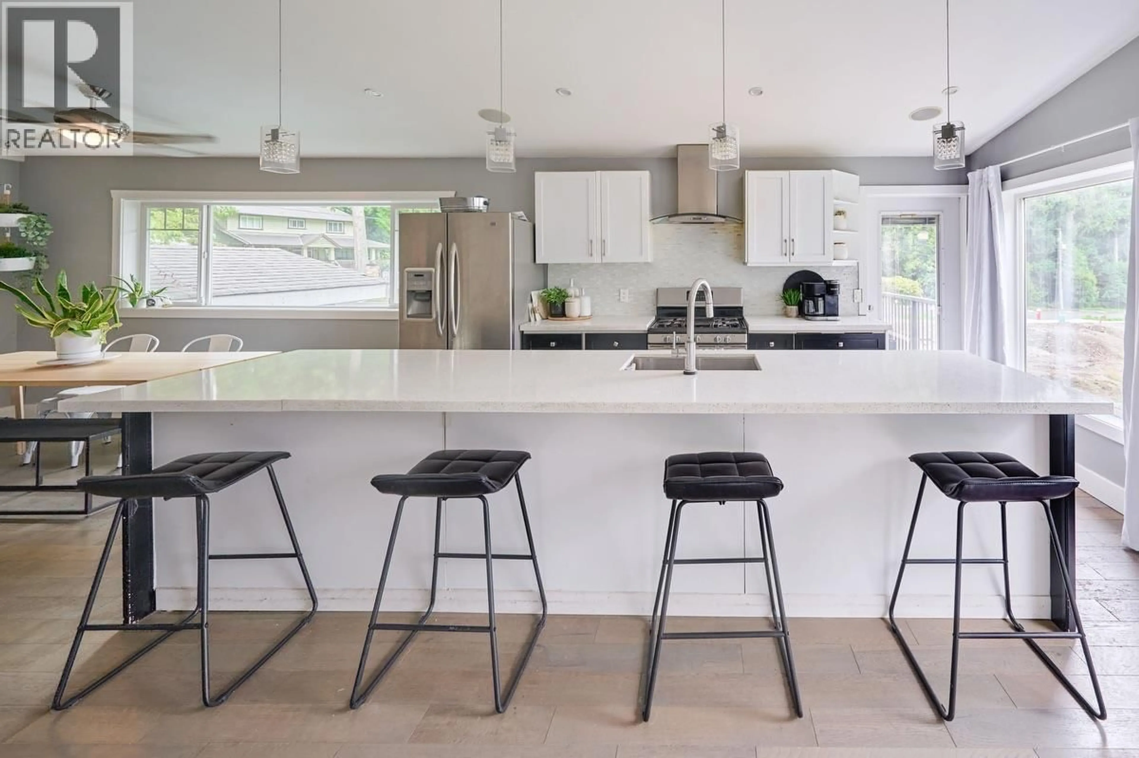 Contemporary kitchen, ceramic/tile floor for 13993 SILVER VALLEY ROAD, Maple Ridge British Columbia V4R2R3